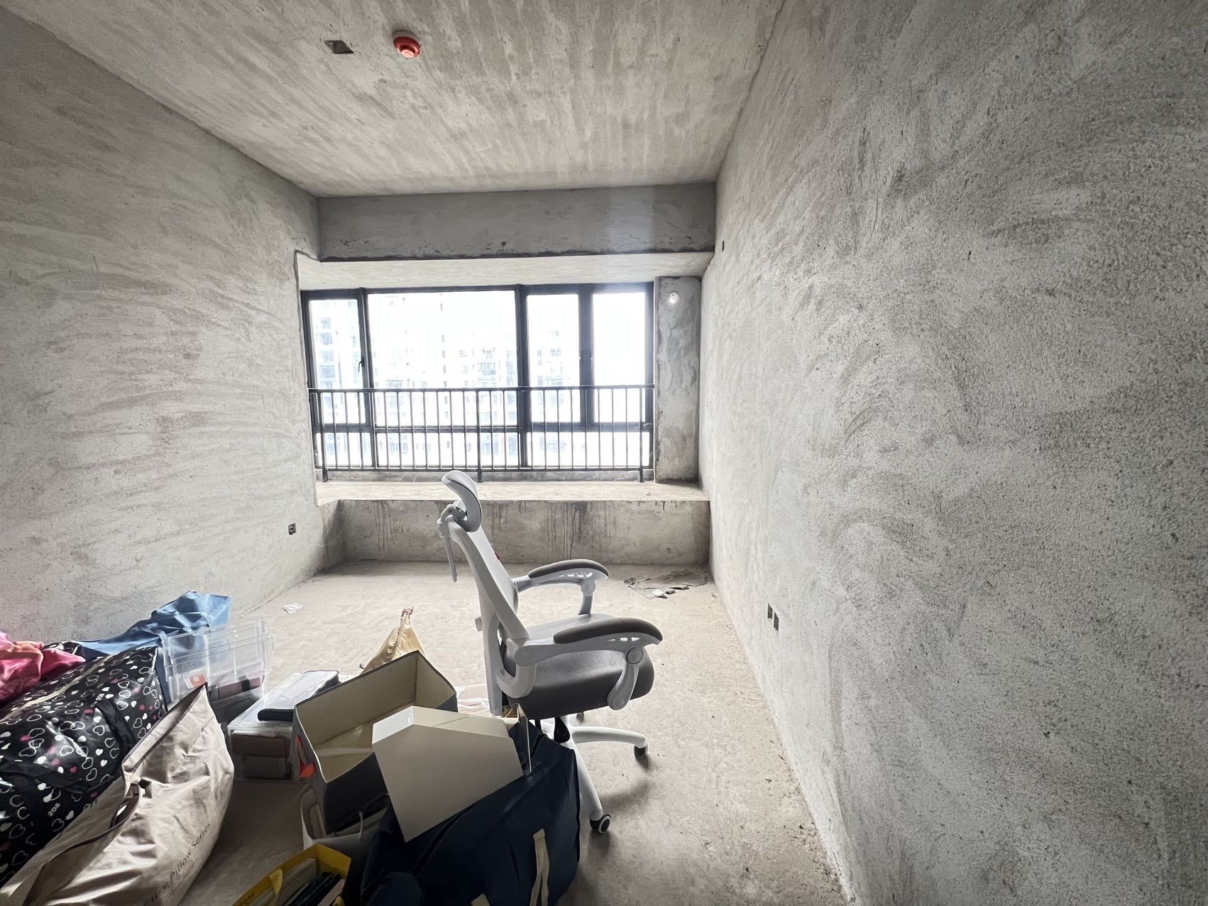 锦地翰城四期 2室2厅1卫 105.0万 锦地翰城四期 2室2厅1卫 105.0万客厅