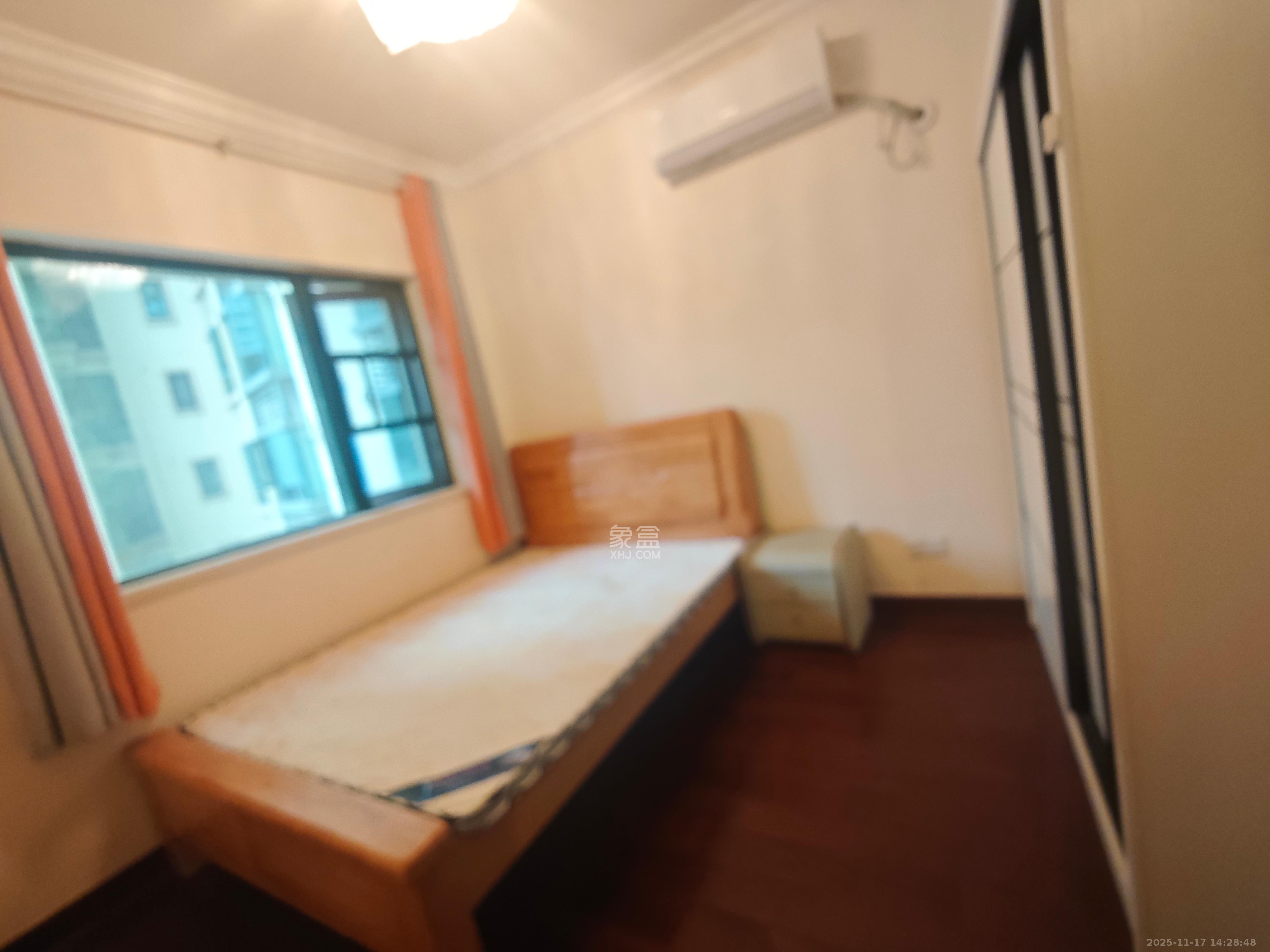 恒大翡翠华庭  3室2厅2卫    2600.0元/月室内图