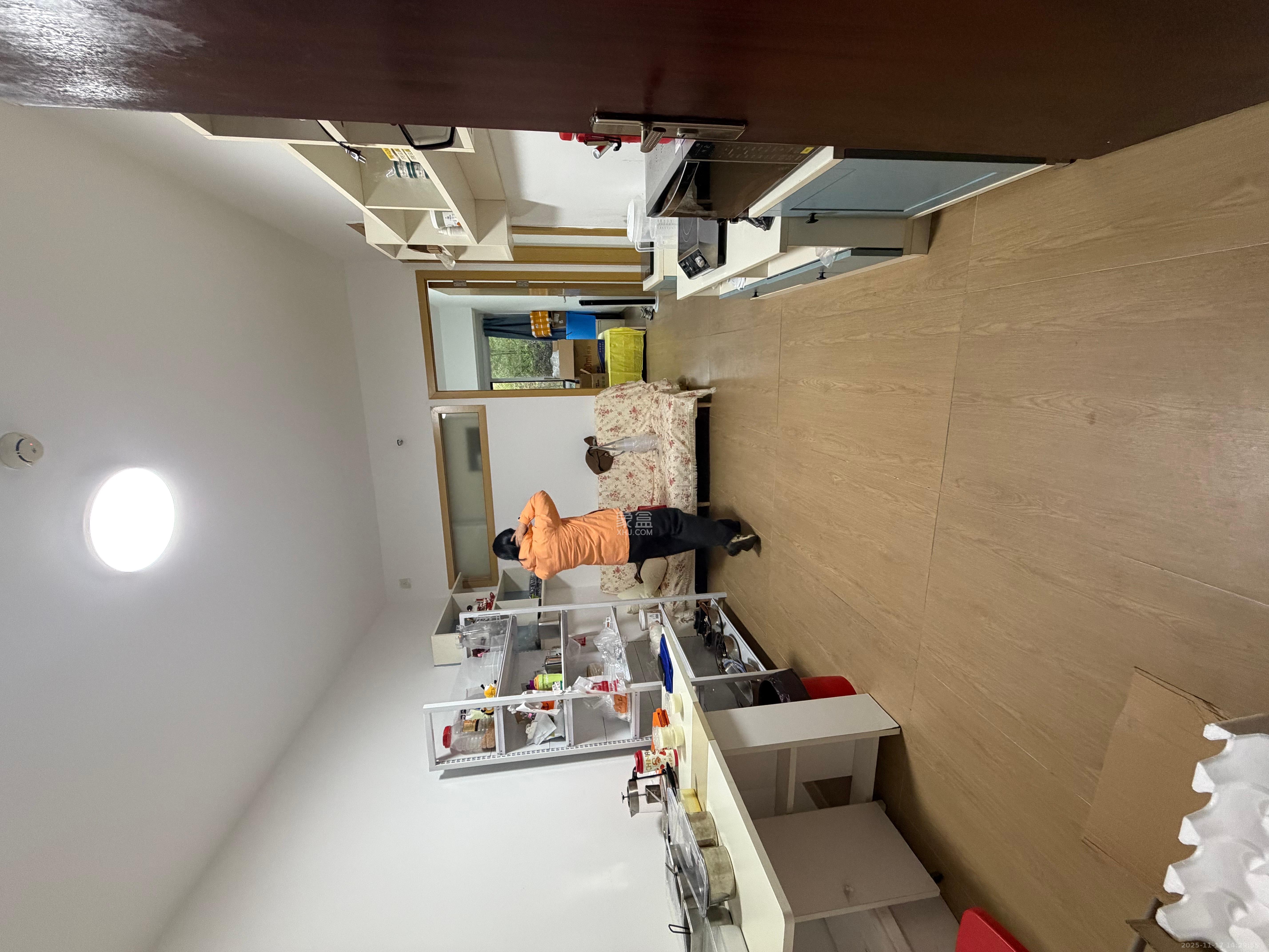 北辰三角洲E3区  1室1厅1卫    1800.0元/月