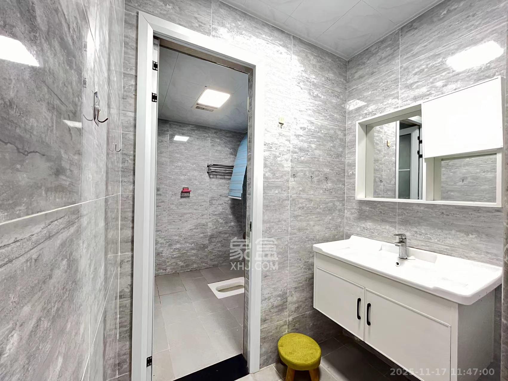 爵世名邸东湖（东湖壹号企业总部基地）  3室2厅1卫    2300.0元/月室内图