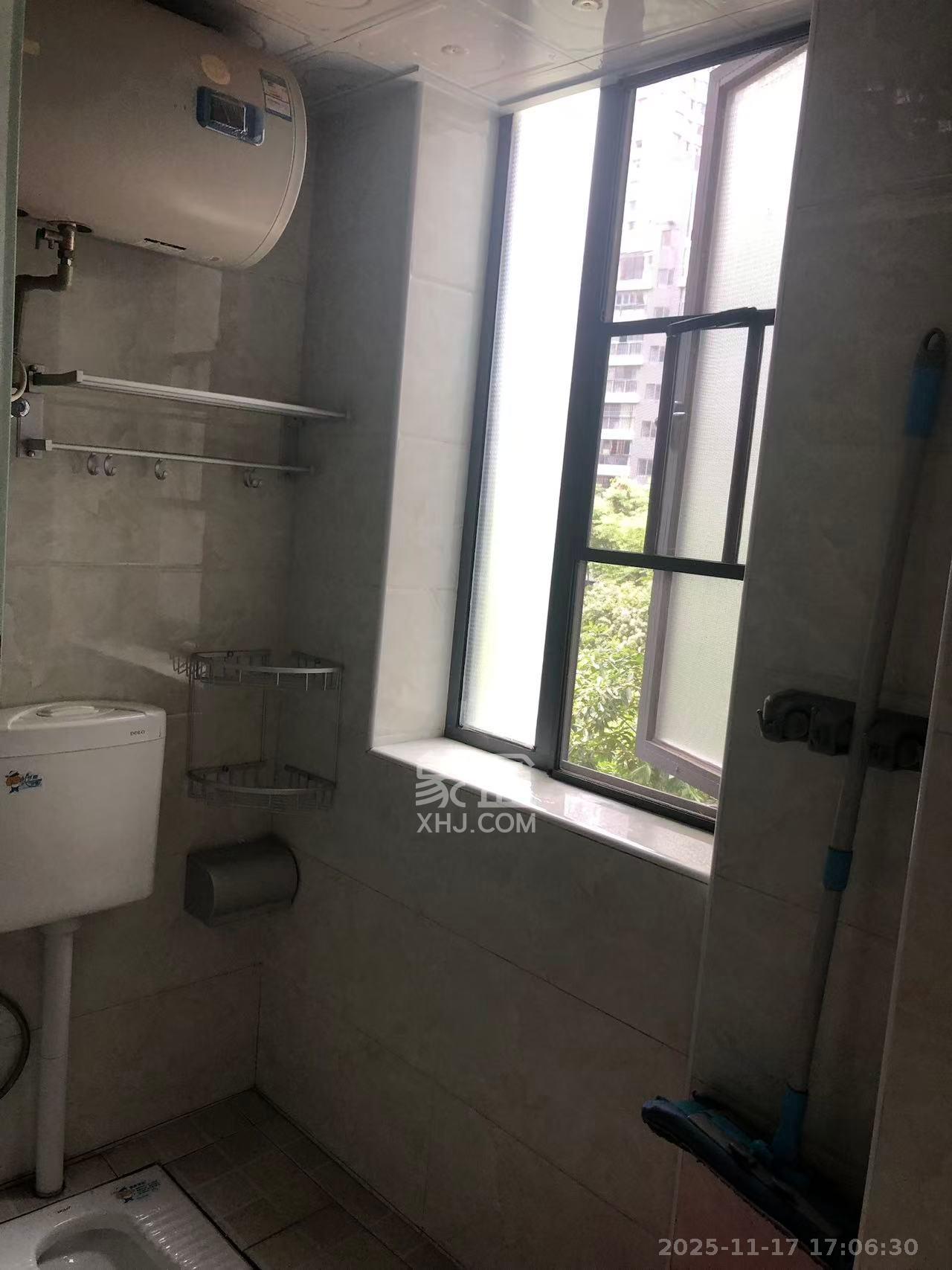 恒基凯旋门一二期  1室2厅1卫    1000.0元/月室内图