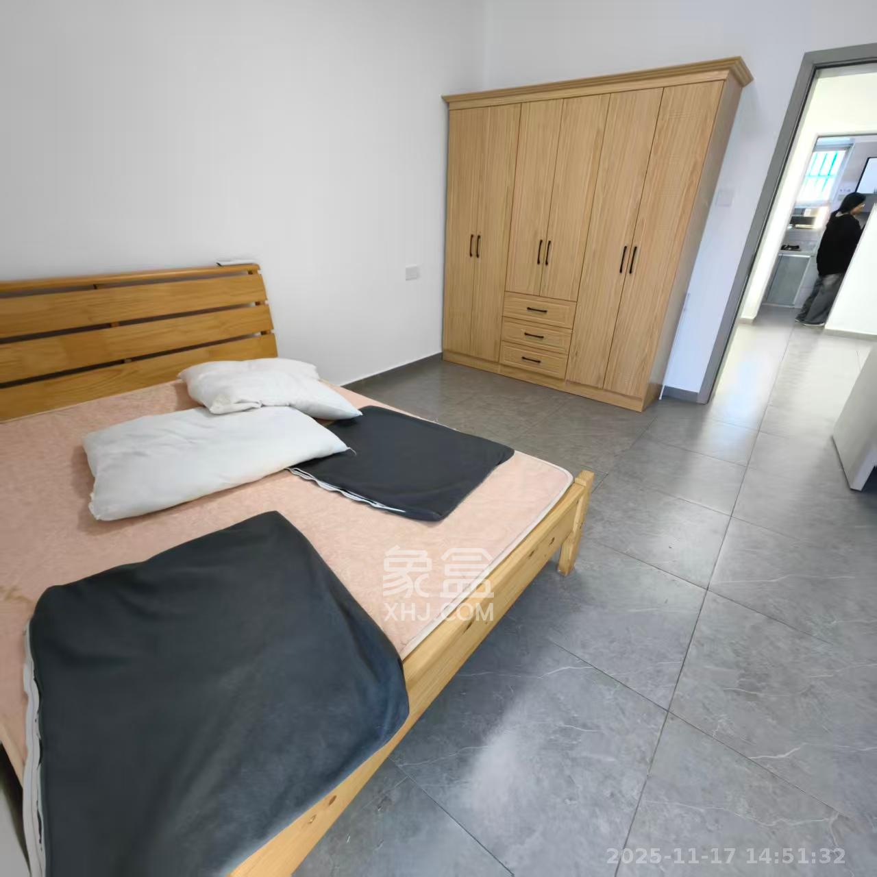 居仁里散盘 1室1厅1卫 1500.0元/月 居仁里散盘 1室1厅1卫 1500.0元/月室内图