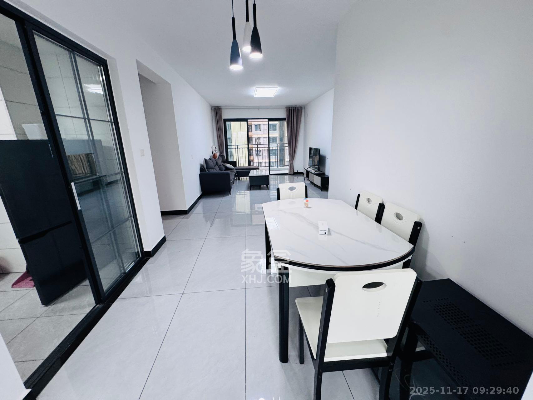 海伦堡爱ME城市  3室2厅2卫    2200.0元/月室内图