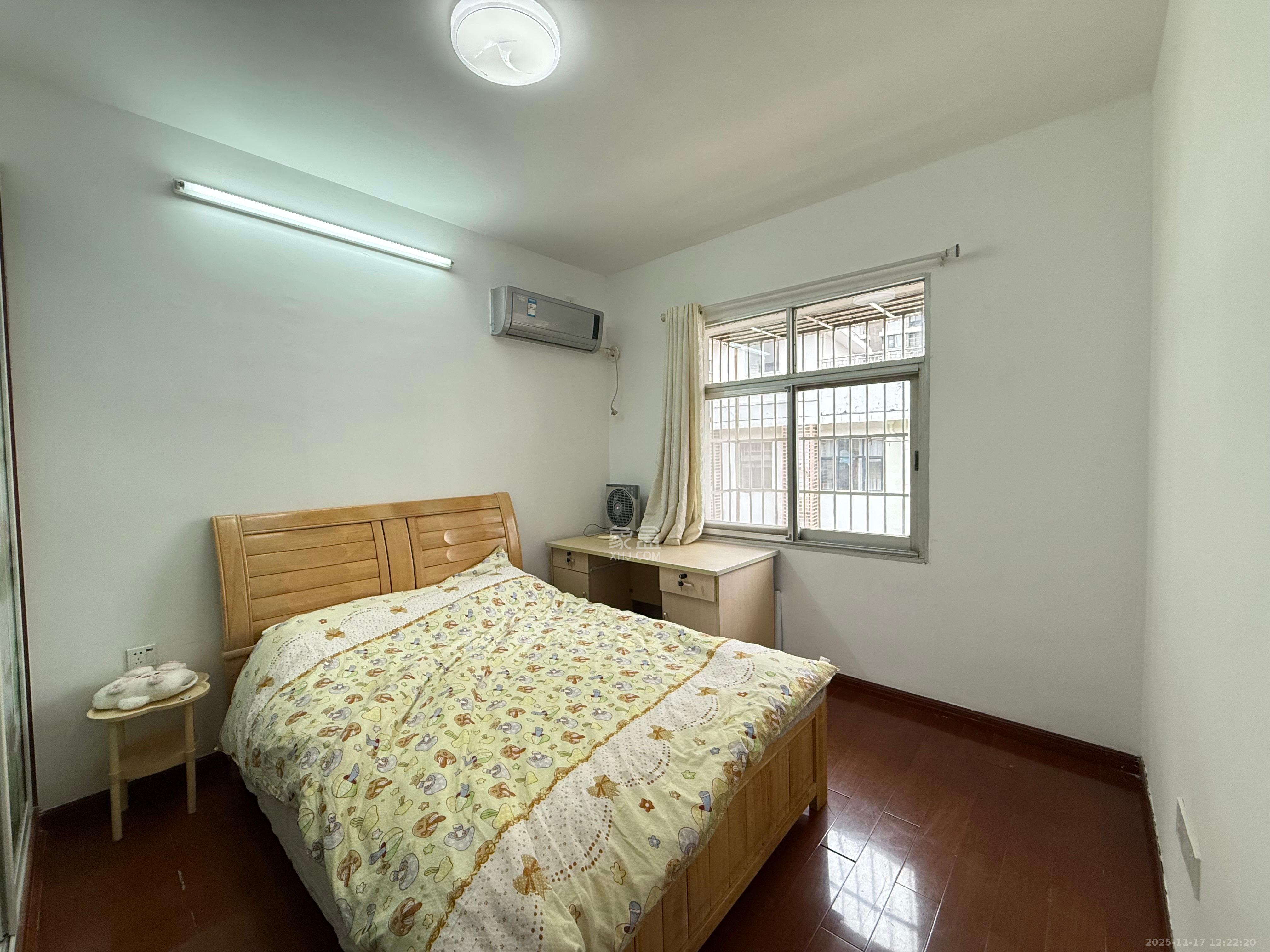 通程物流宿舍  3室2厅1卫    1600.0元/月室内图