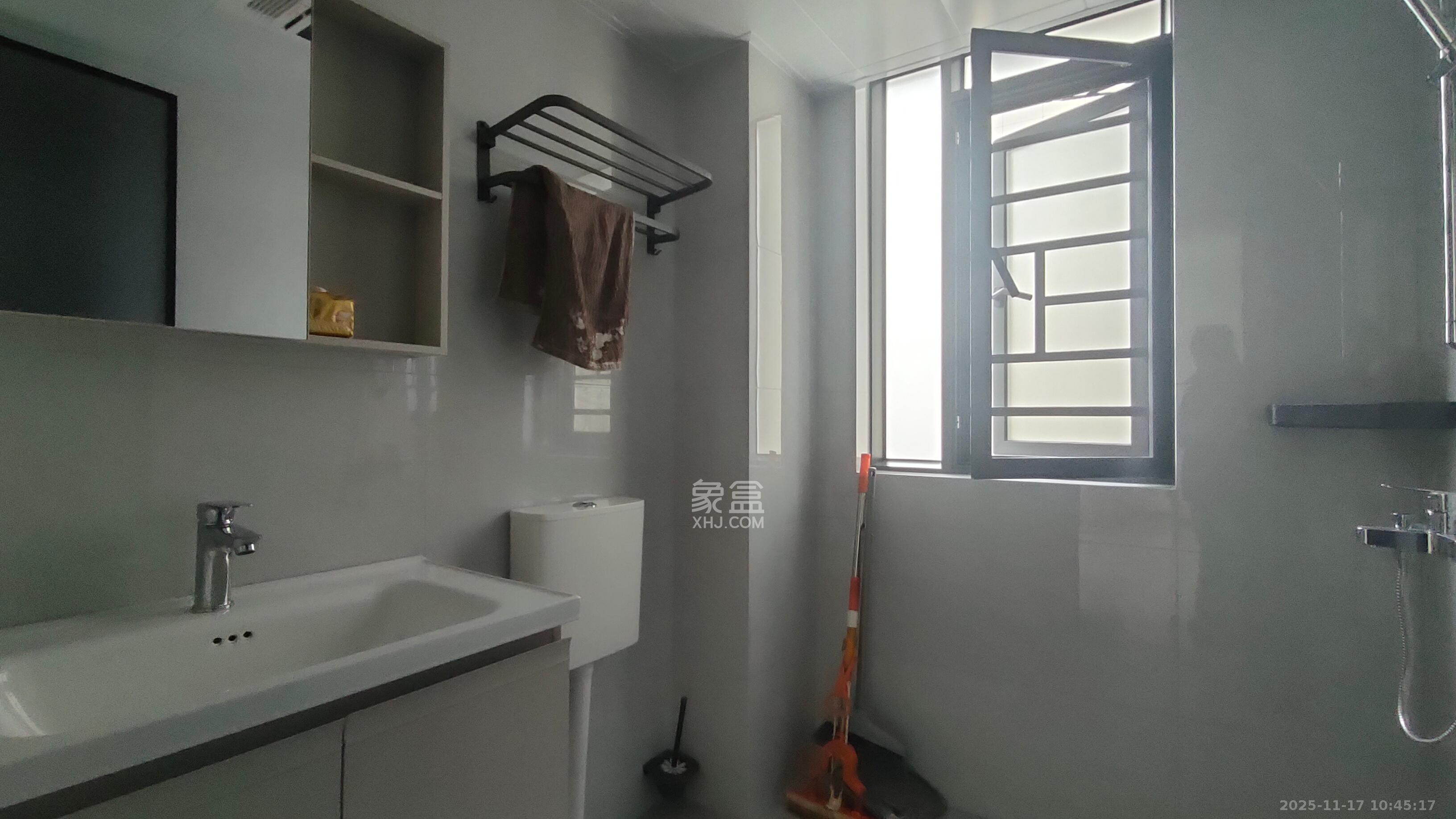 和景家园二期 1室0厅0卫 2000.0元/月 和景家园二期 1室0厅0卫 2000.0元/月室内图