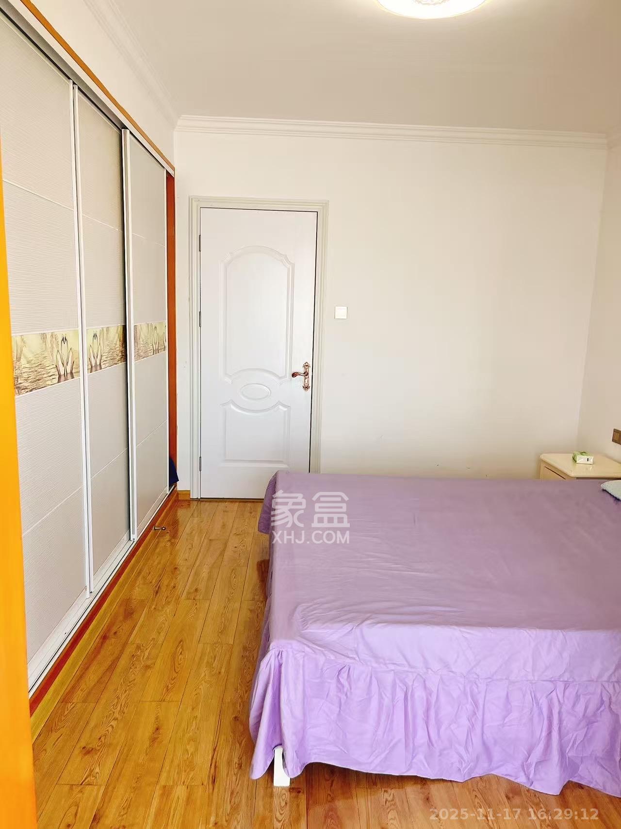 枫林美景 3室2厅1卫 2300.0元/月 枫林美景 3室2厅1卫 2300.0元/月室内图