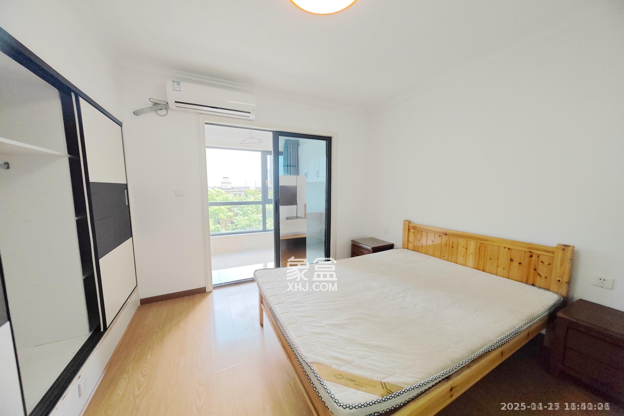 建发中央悦府  4室2厅2卫    4200.0元/月室内图