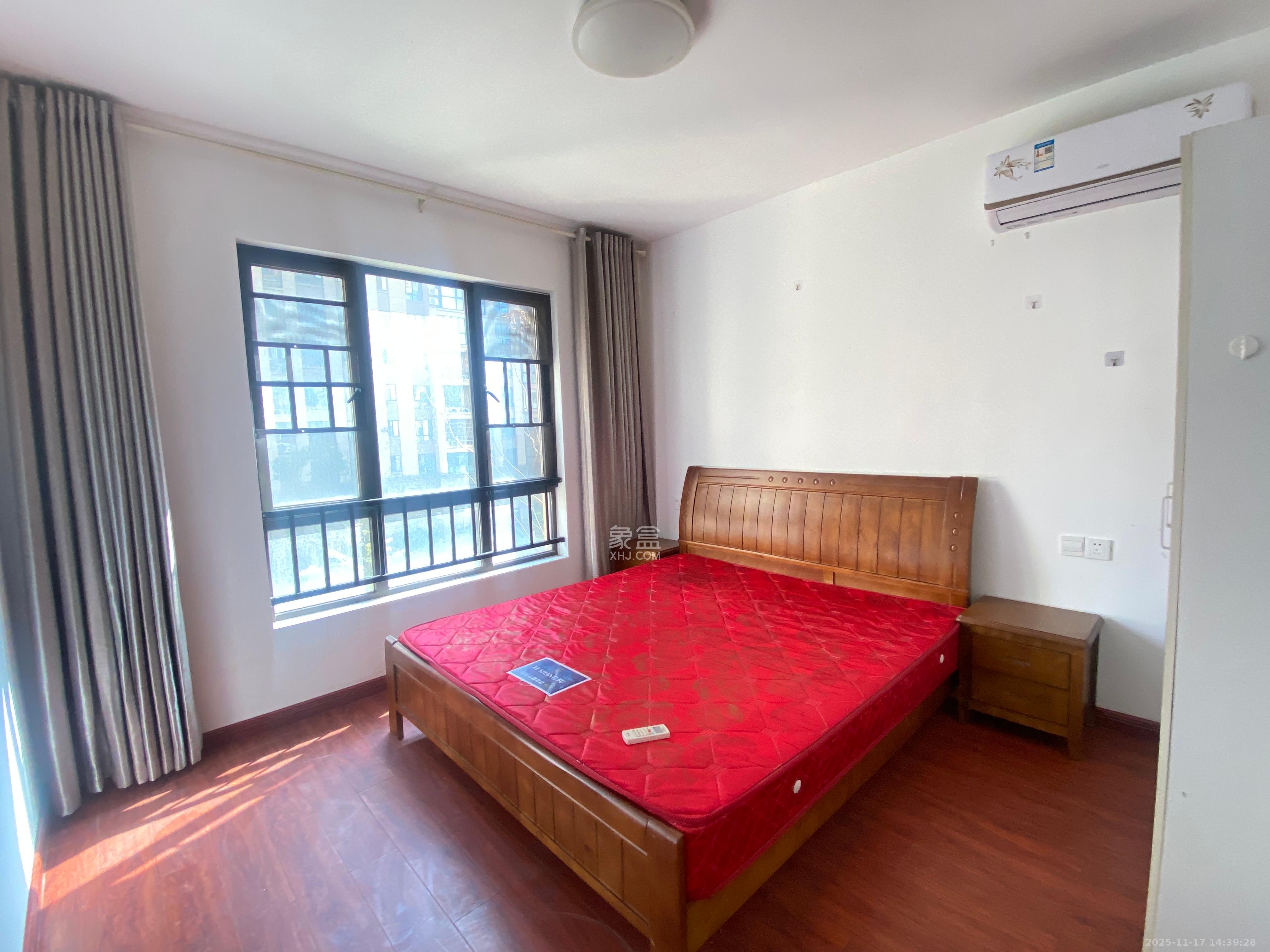 鑫远悦城（鑫远悦时代）  3室2厅1卫    1800.0元/月室内图