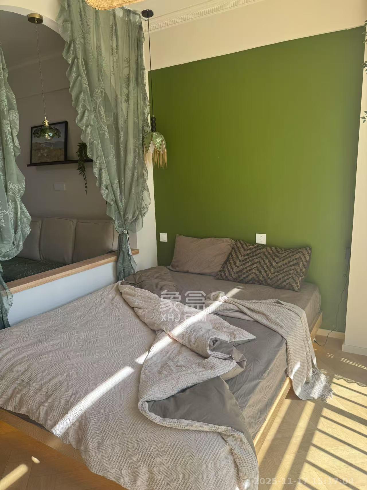 钱隆樽品(一、二、三期)  1室1厅1卫    1780.0元/月室内图