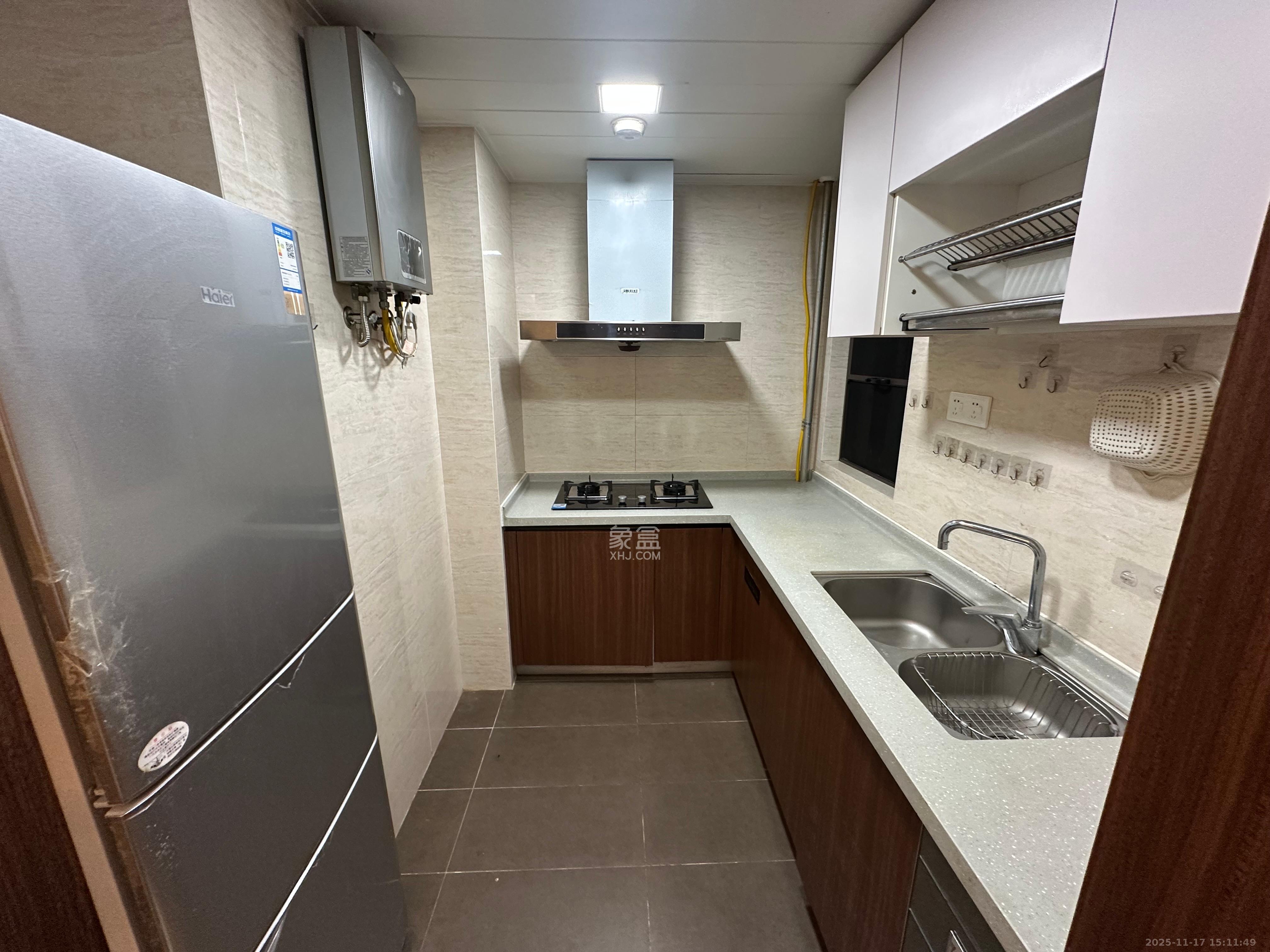 万科里金域滨江  3室1厅1卫    3200.0元/月室内图