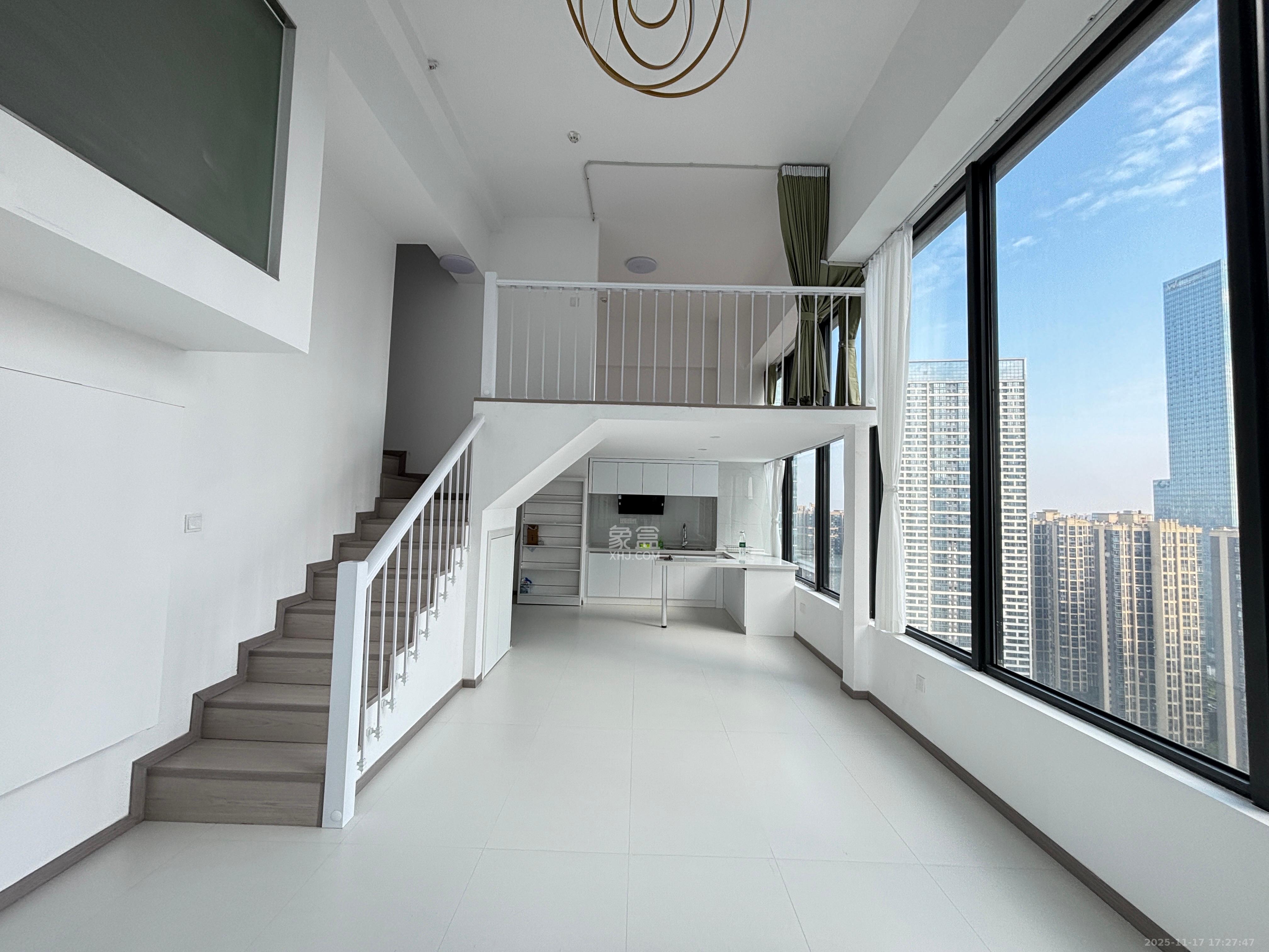 建发养云 4室2厅1卫 5000.0元/月 建发养云 4室2厅1卫 5000.0元/月室内图