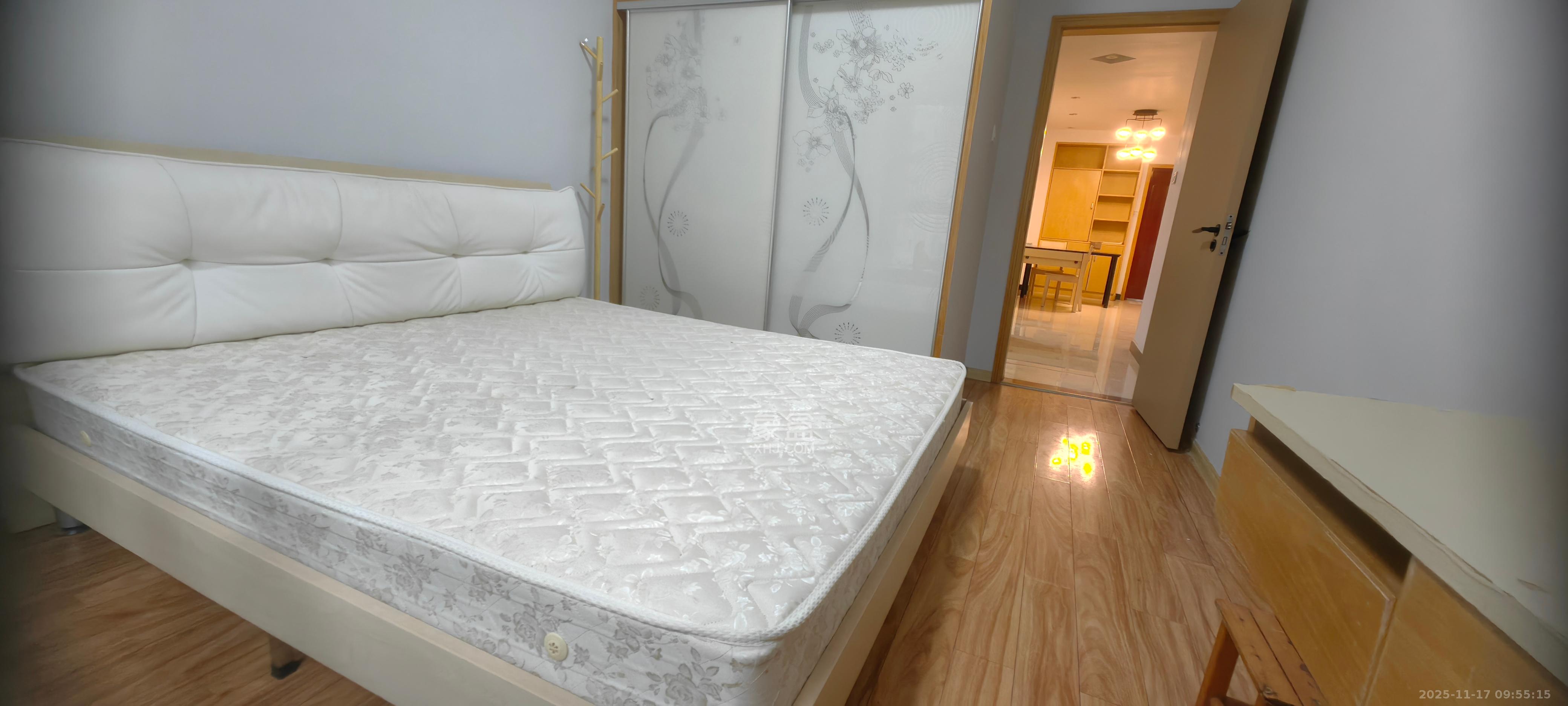 湘江世纪城融江苑  2室1厅2卫    1800.0元/月