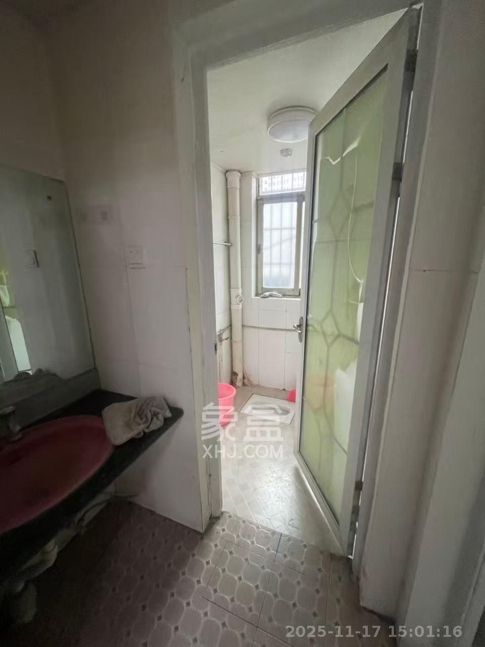 高升小区 4室2厅2卫 2200.0元/月 高升小区 4室2厅2卫 2200.0元/月室内图