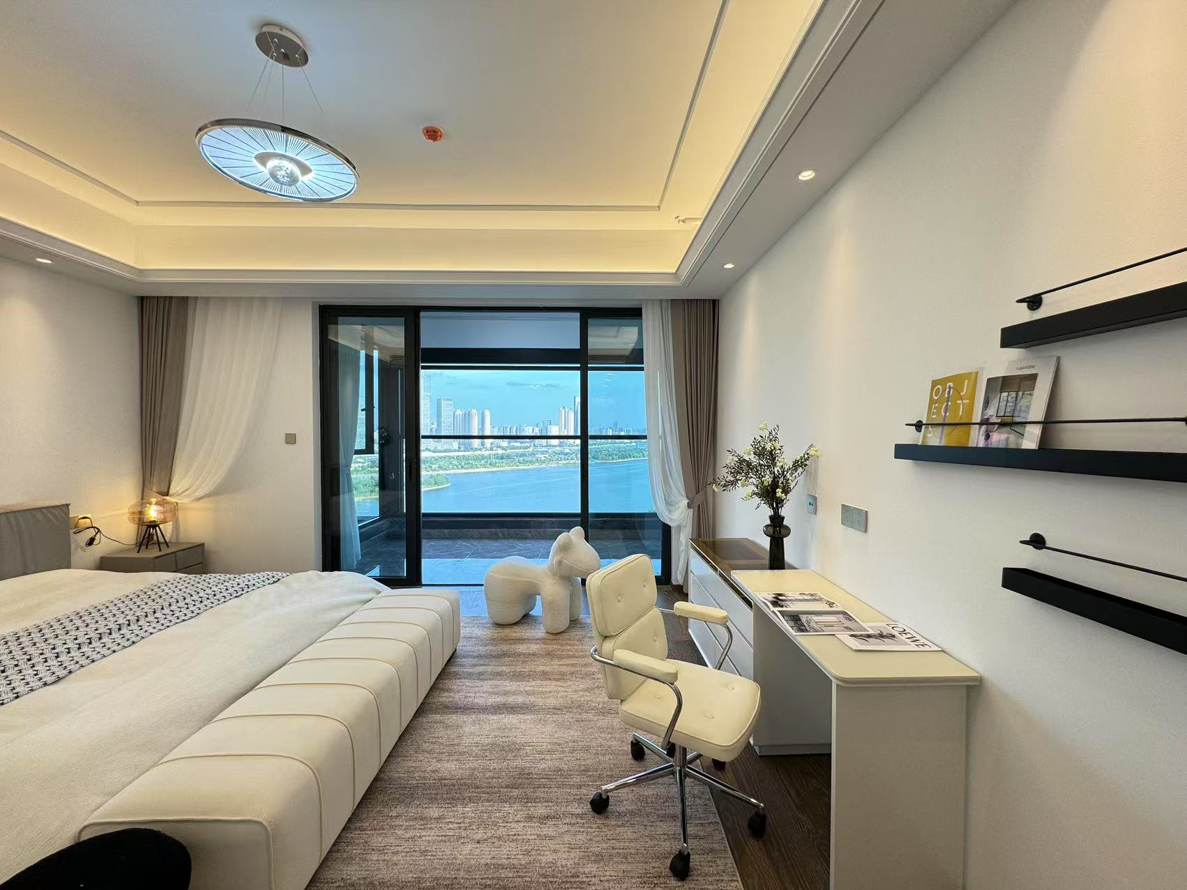 江山印  3室2厅3卫    15800.0元/月户型图