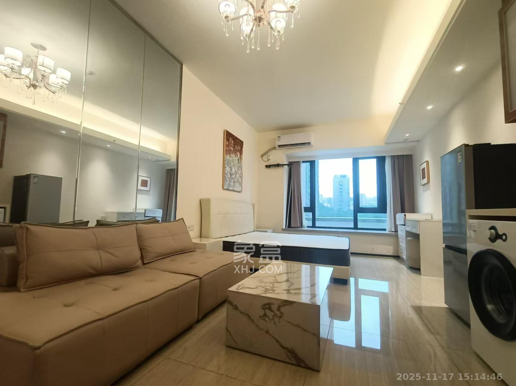 恒大金融广场  1室1厅1卫    2000.0元/月