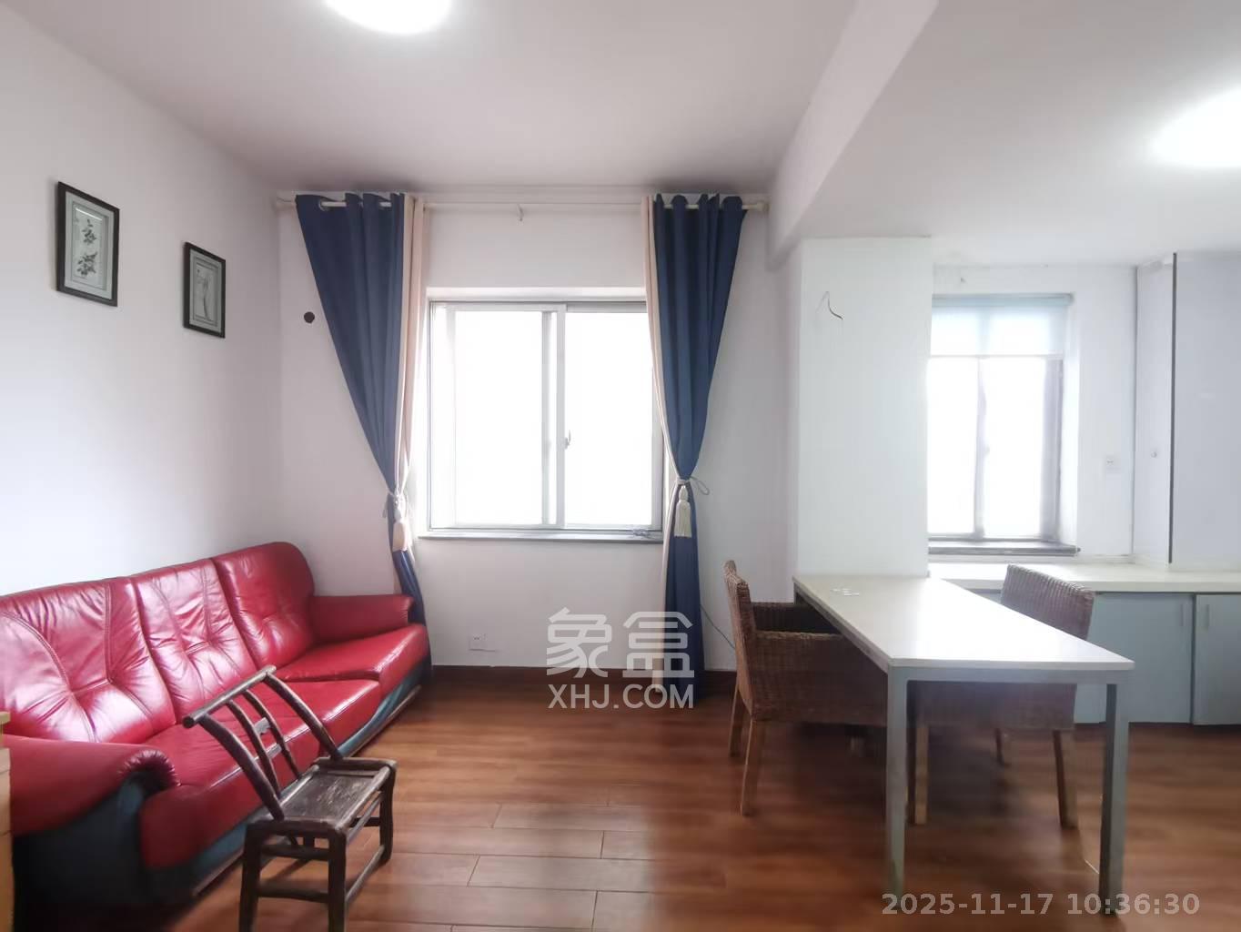 上河国际B座  1室1厅1卫    1600.0元/月