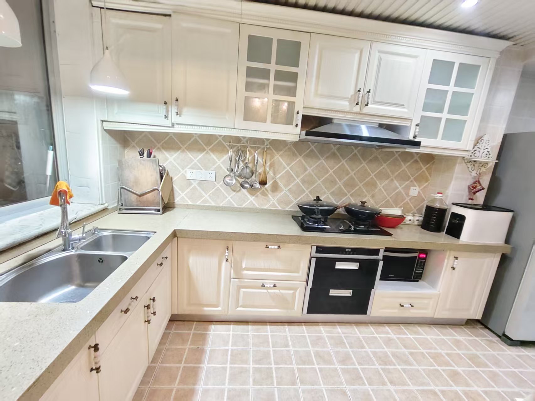 中核缇香名苑  3室2厅2卫    125.0万室内图