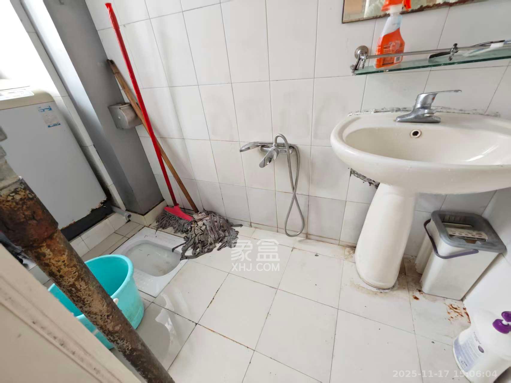 解放四村626号(长沙市三医院宿舍)  2室1厅1卫    1300.0元/月室内图