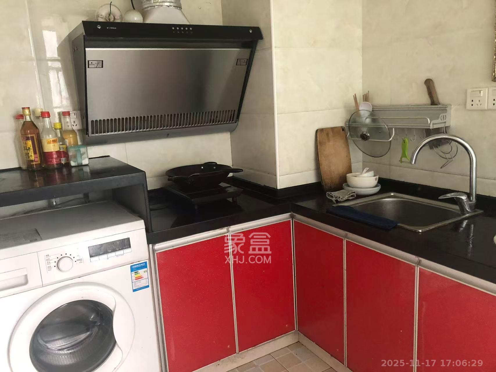 恒基凯旋门一二期  1室2厅1卫    1000.0元/月室内图