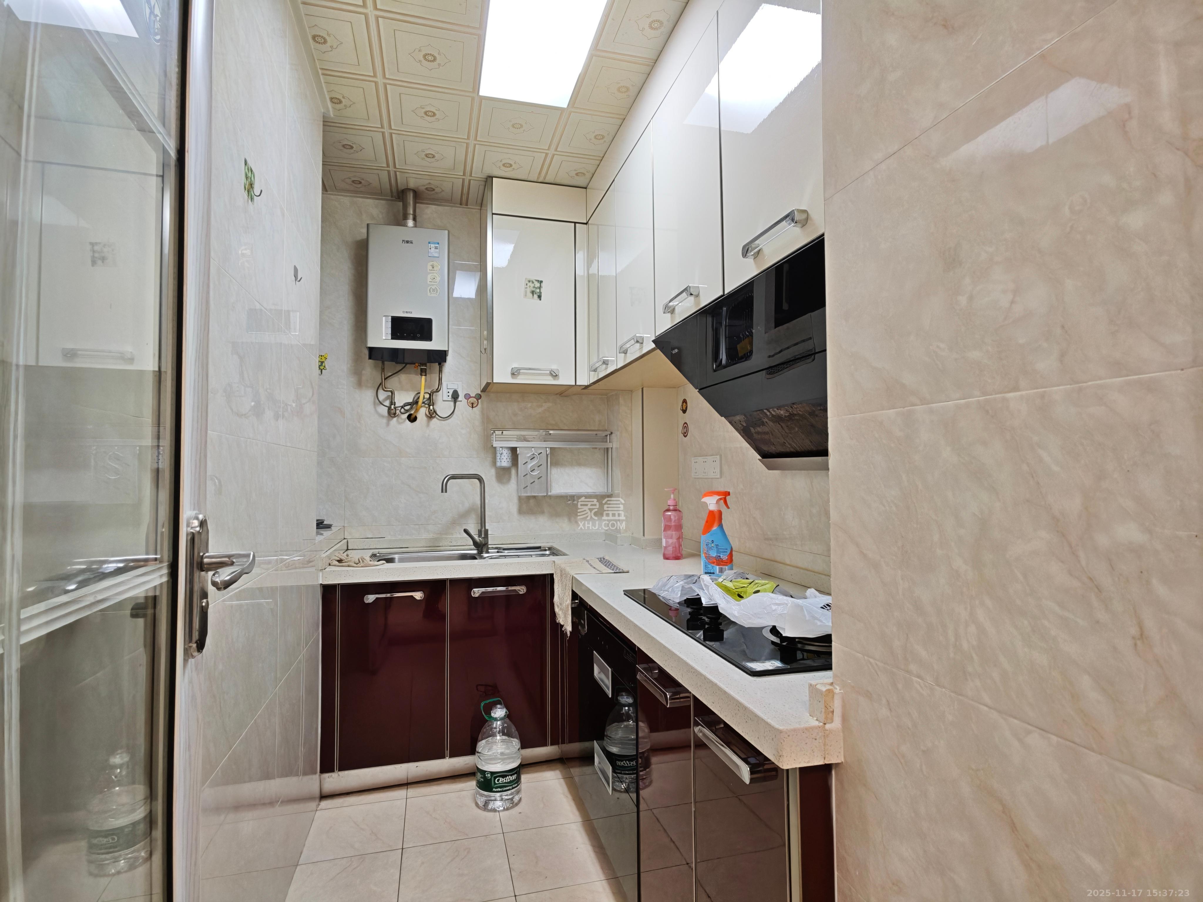 五矿万境水岸三期 2室1厅1卫 1800.0元/月 五矿万境水岸三期 2室1厅1卫 1800.0元/月室内图