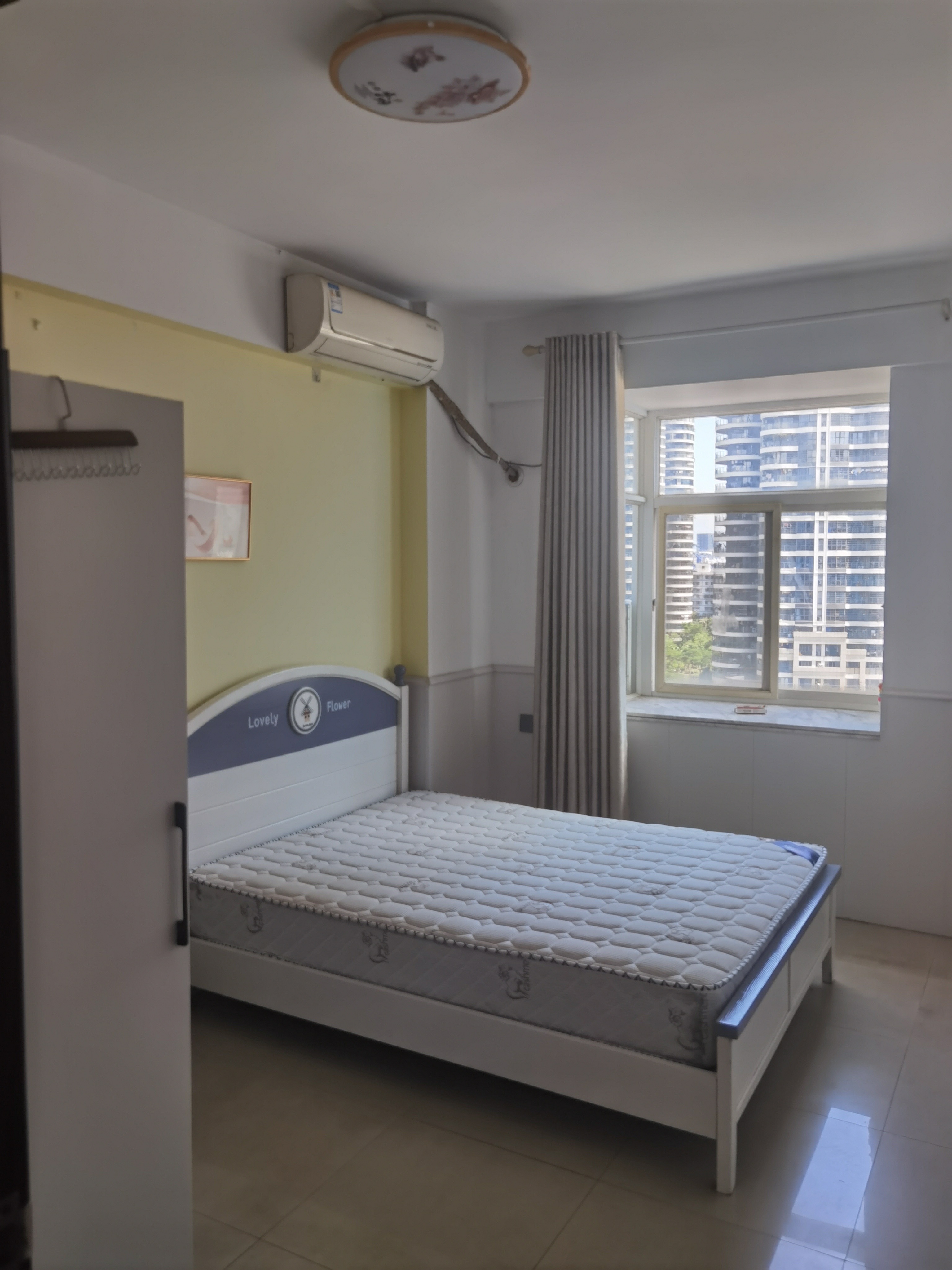 七彩阳光  3室2厅1卫    2600.0元/月室内图