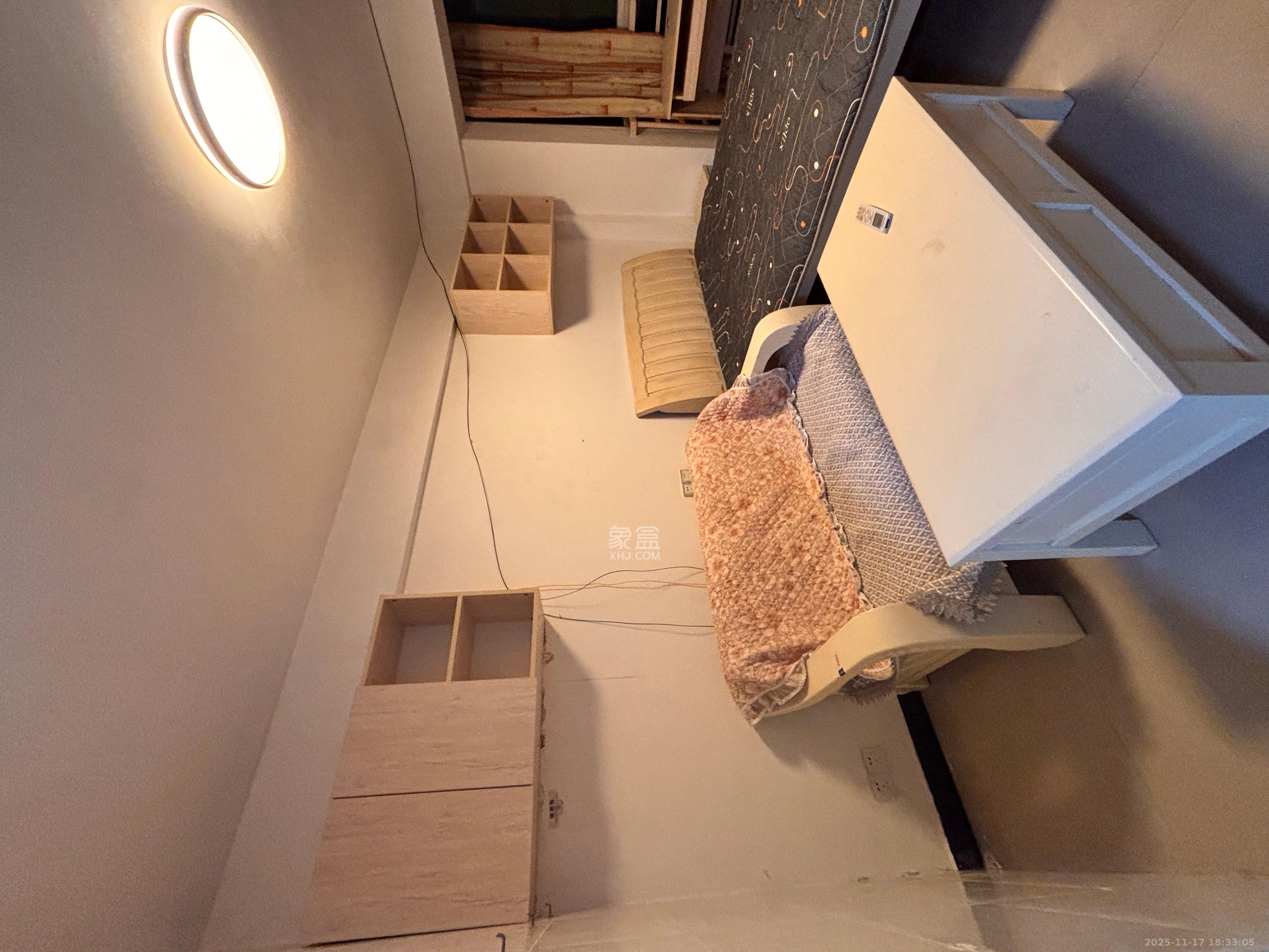 都市先锋  1室1厅1卫    1200.0元/月