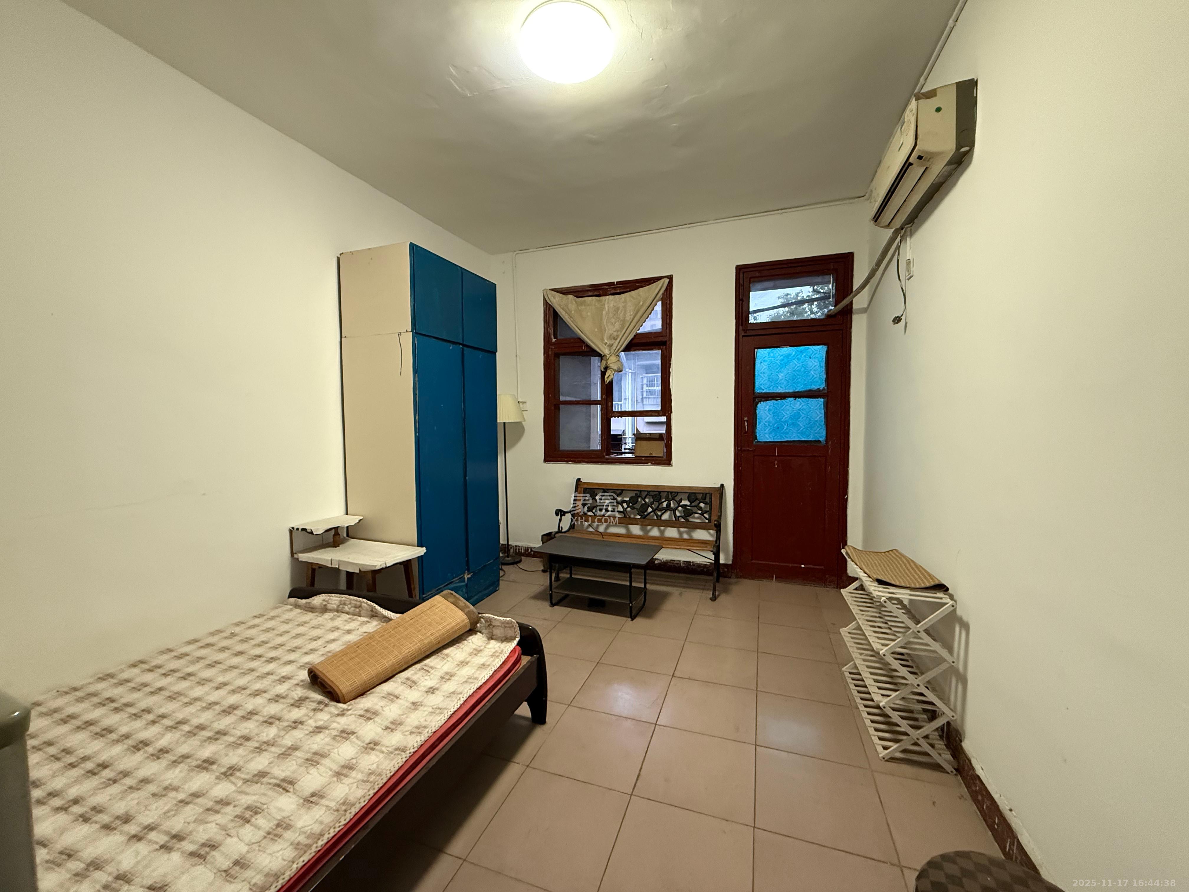 人民新村  3室1厅2卫    1500.0元/月室内图