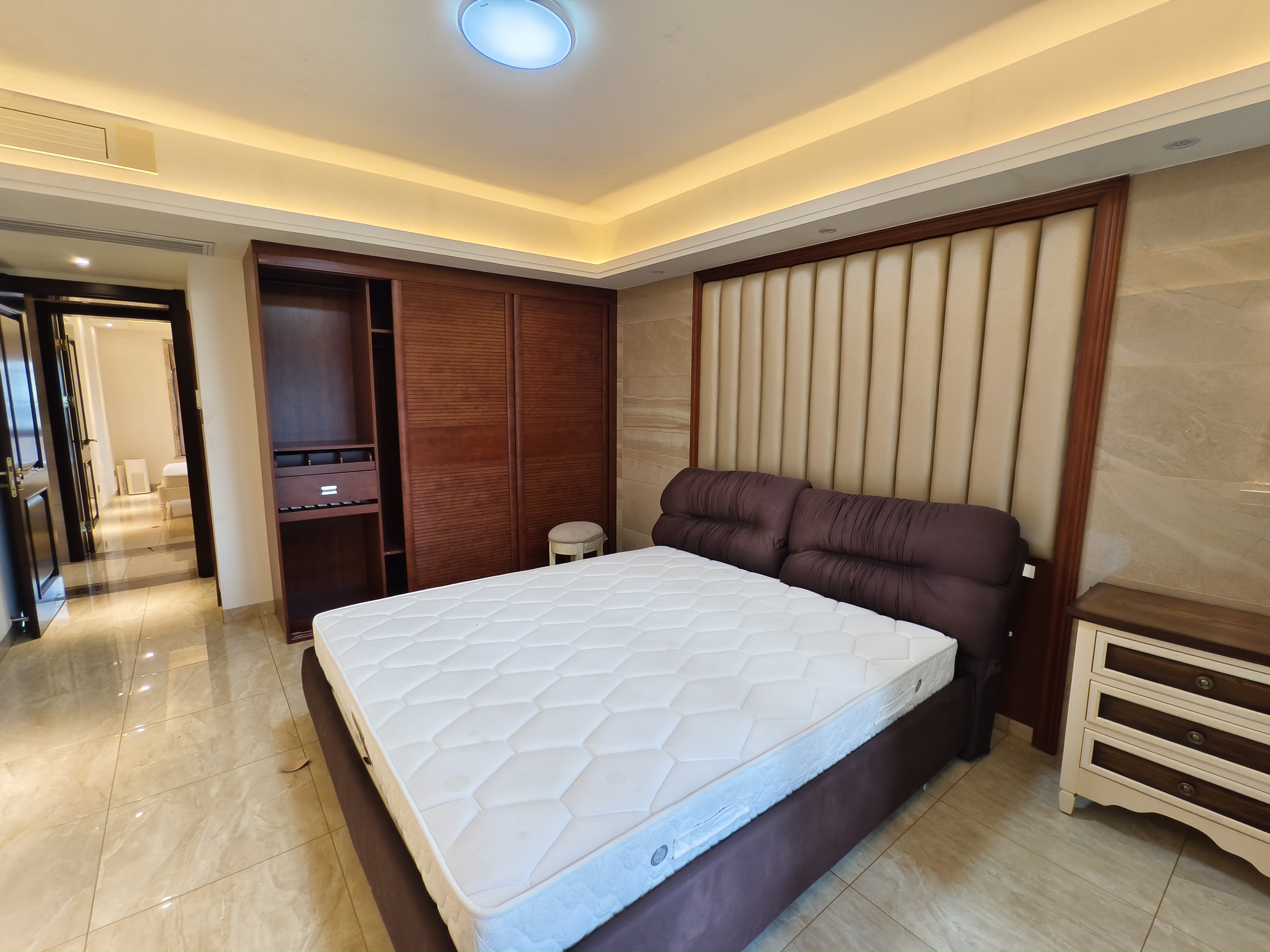 国兴城(C区) 4室2厅2卫 4800.0元/月 国兴城(C区) 4室2厅2卫 4800.0元/月室内图