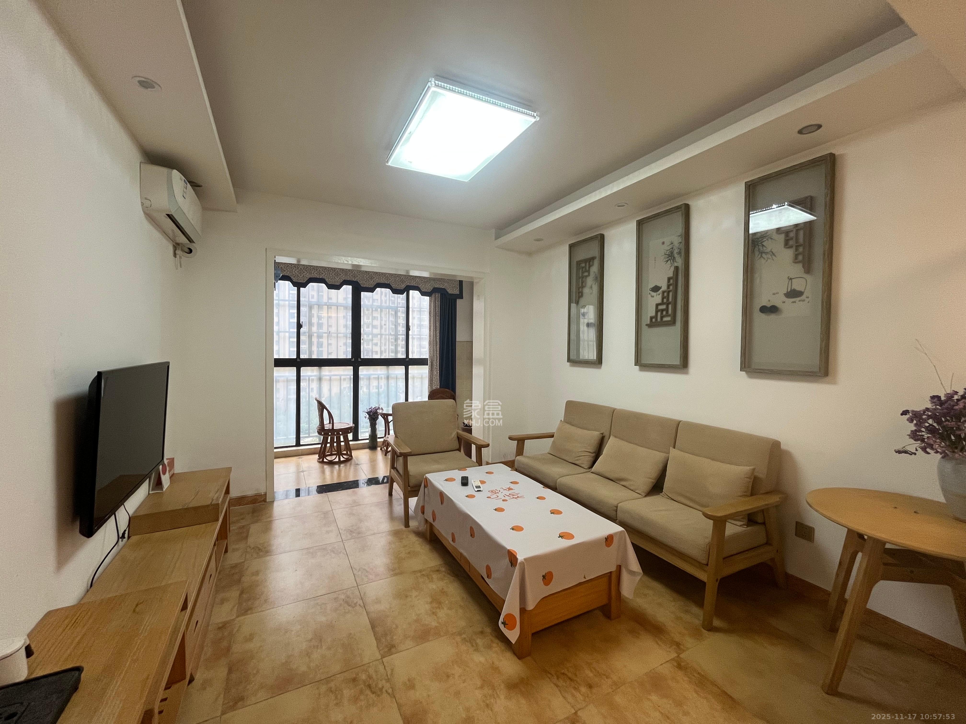 钰龙天下二期（钰龙佳园）  2室2厅1卫    2300.0元/月