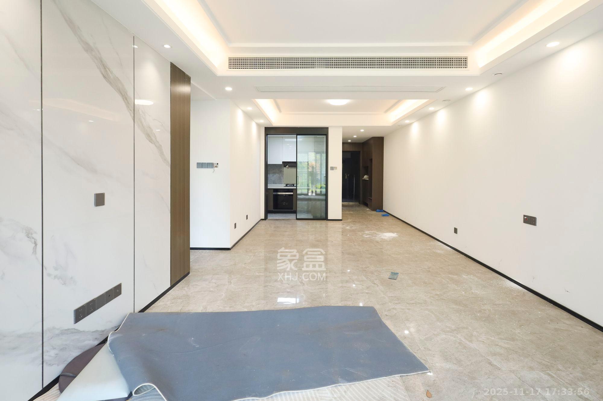 中欣楚天御府F区锦上  3室2厅2卫    2800.0元/月室内图