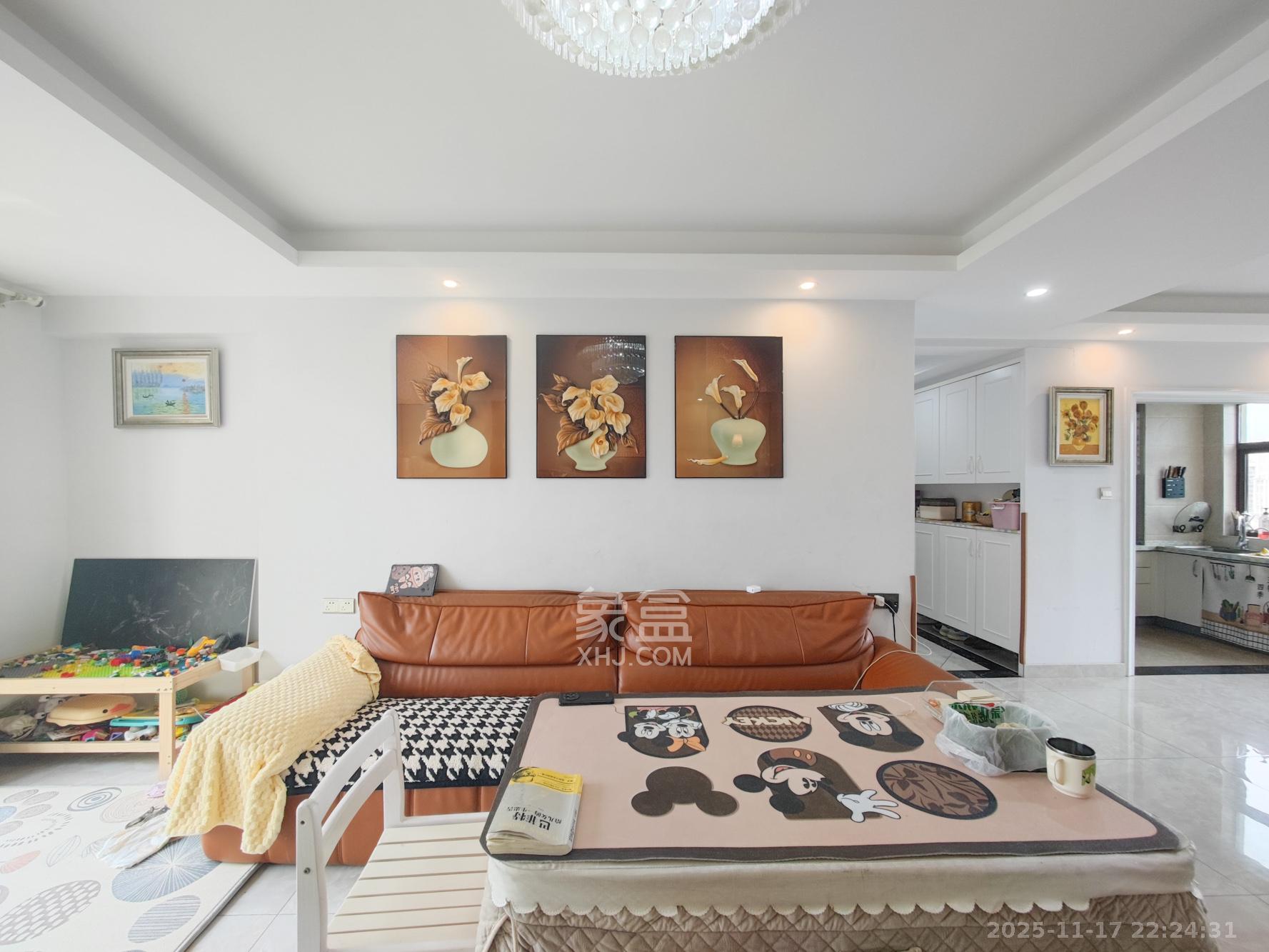 卓越蔚蓝城邦  3室2厅2卫    92.8万