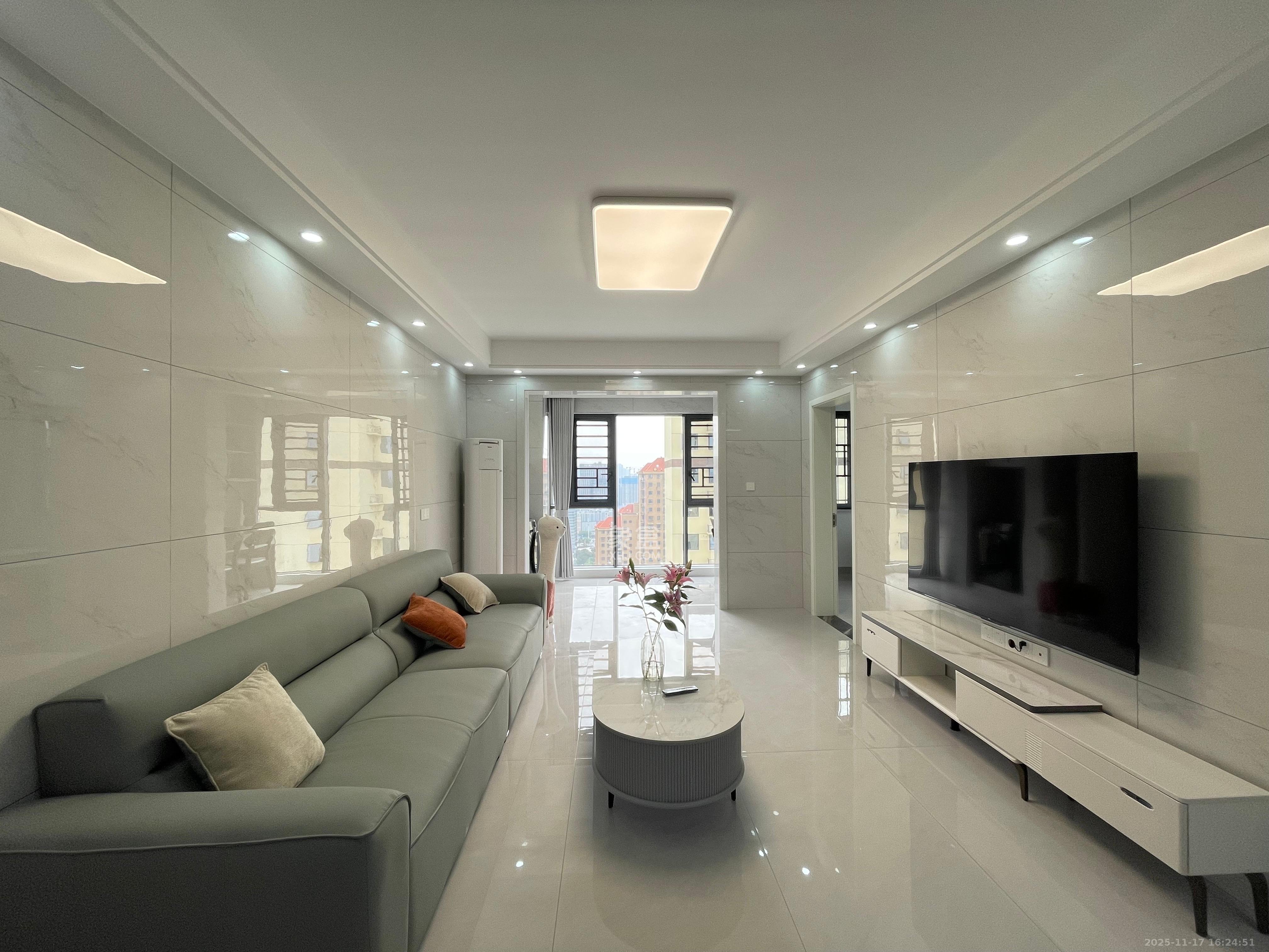 望远嘉苑 2室2厅1卫 2500.0元/月 望远嘉苑 2室2厅1卫 2500.0元/月室内图