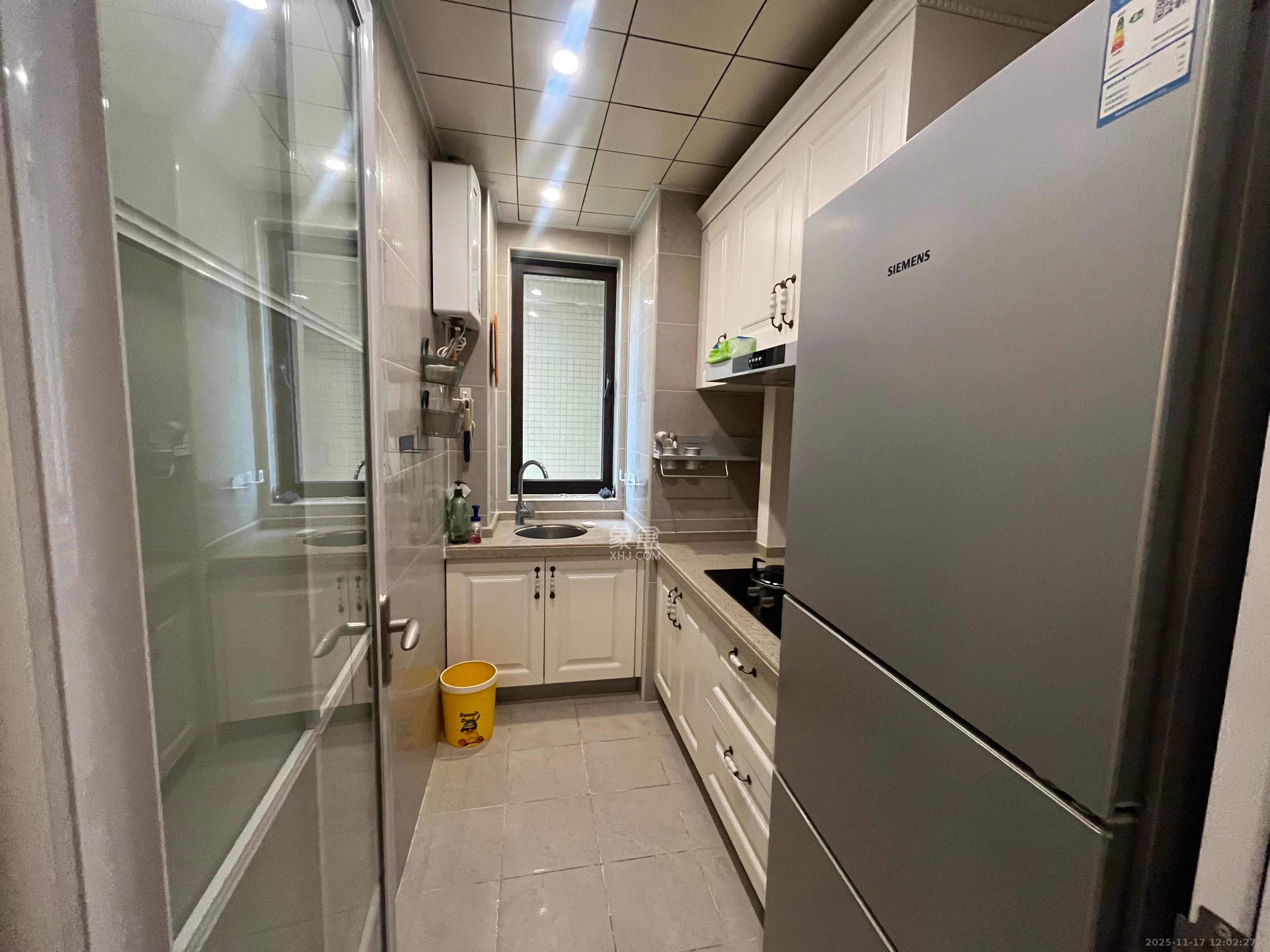 保利西海岸B区 2室2厅1卫 3500.0元/月 保利西海岸B区 2室2厅1卫 3500.0元/月室内图