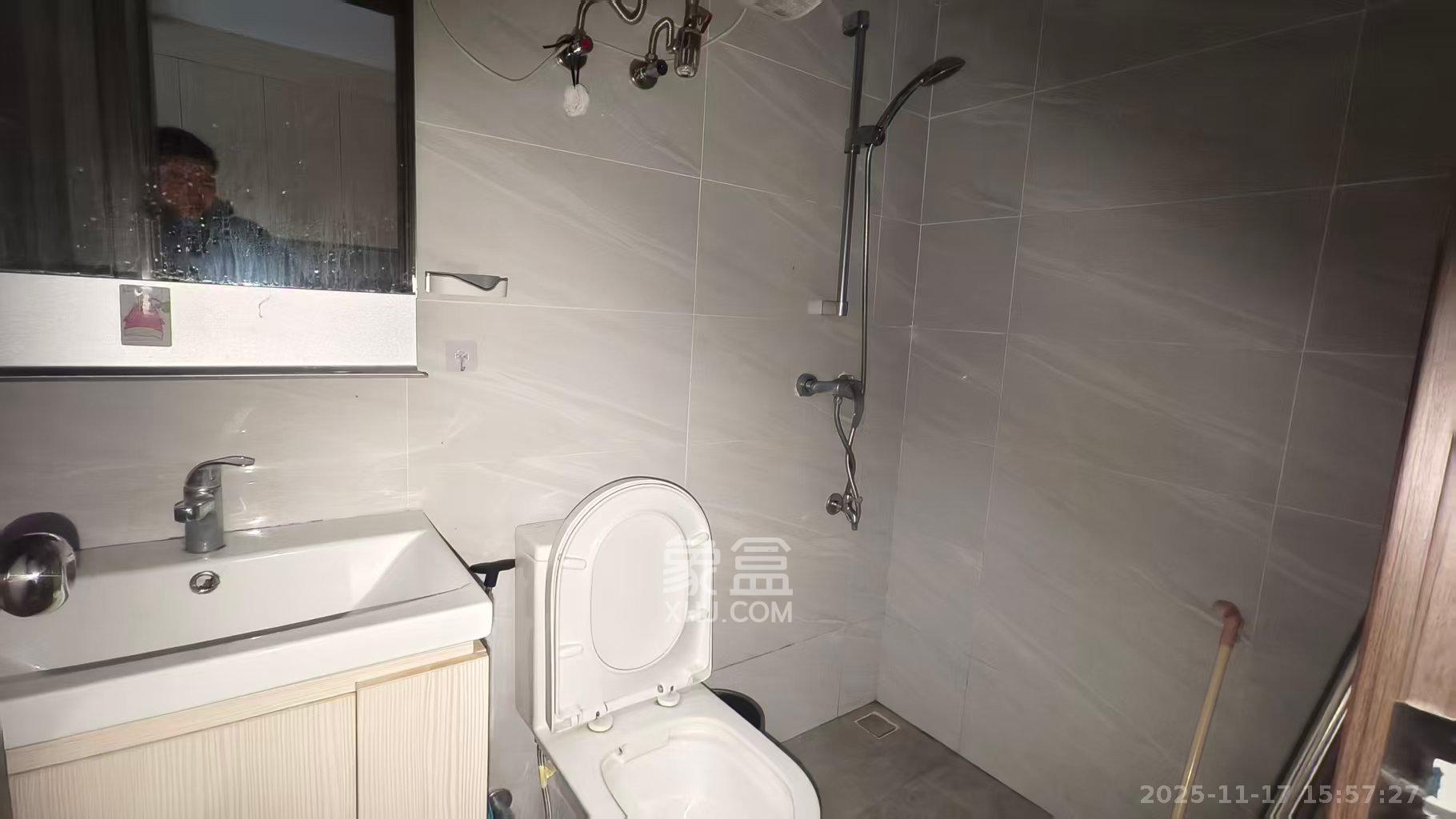 新长海漓湘悦  1室0厅0卫    1300.0元/月