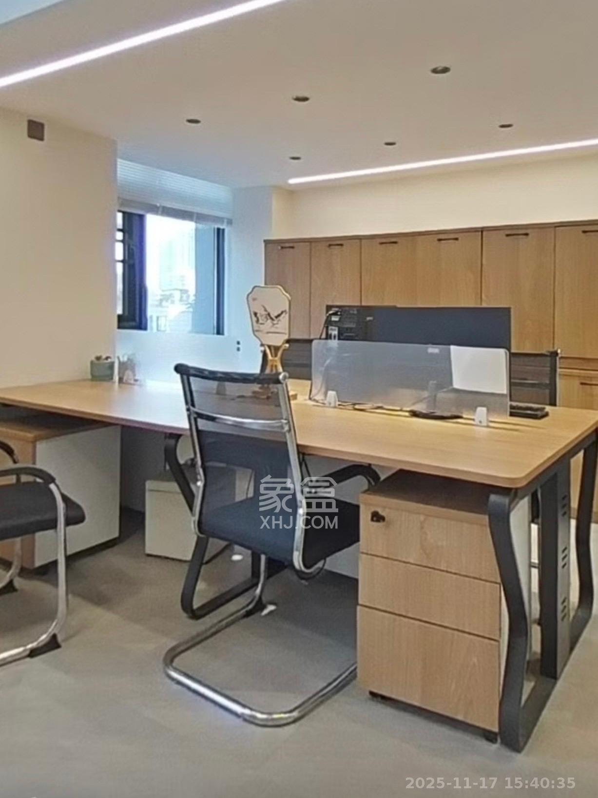 明昇壹城（明昇时代广场）三期  2室1厅1卫    3000.0元/月室内图