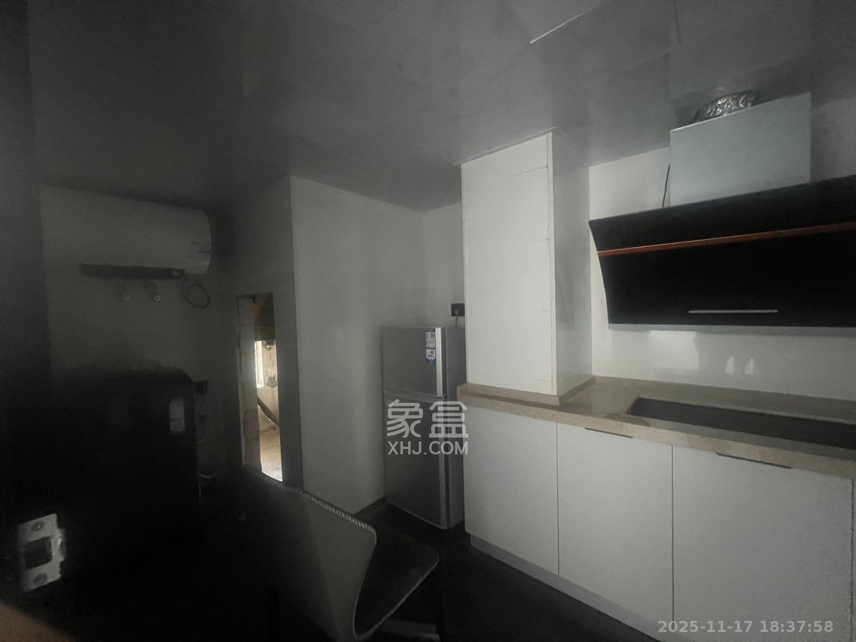 恒大上林苑 1室0厅0卫 1600.0元/月 恒大上林苑 1室0厅0卫 1600.0元/月室内图