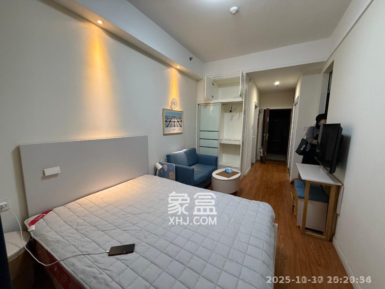 中建信和城  1室1厅1卫    1400.0元/月室内图