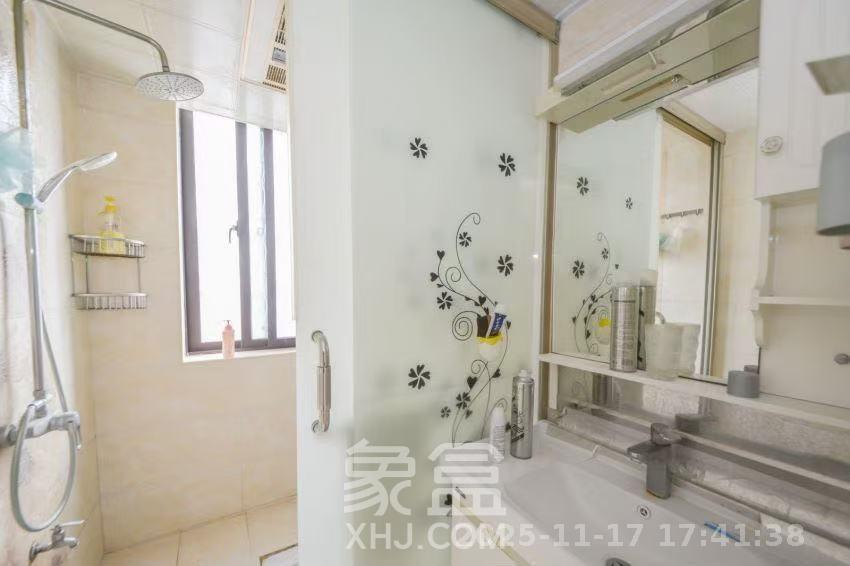 芒果天地(芒果雅苑)  3室2厅1卫    3000.0元/月室内图