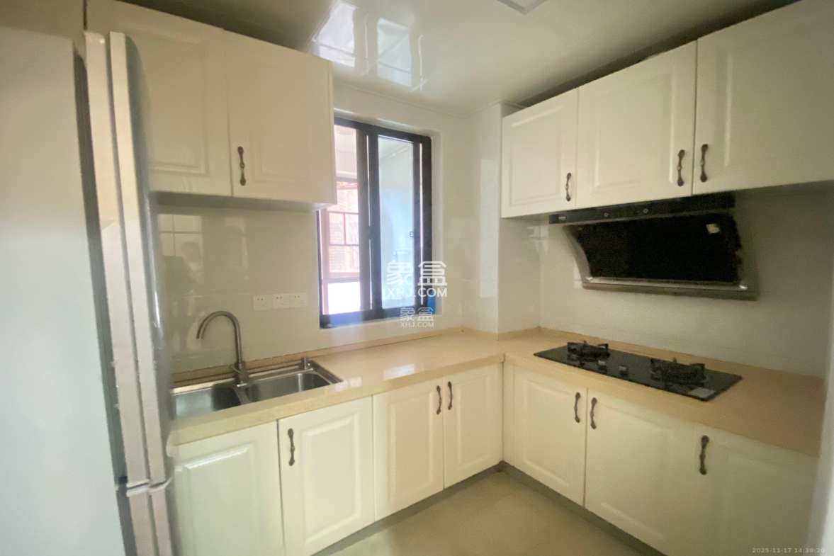 鑫远悦城(鑫远悦时代) 3室2厅1卫 1800.0元/月 鑫远悦城(鑫远悦时代) 3室2厅1卫 1800.0元/月室内图