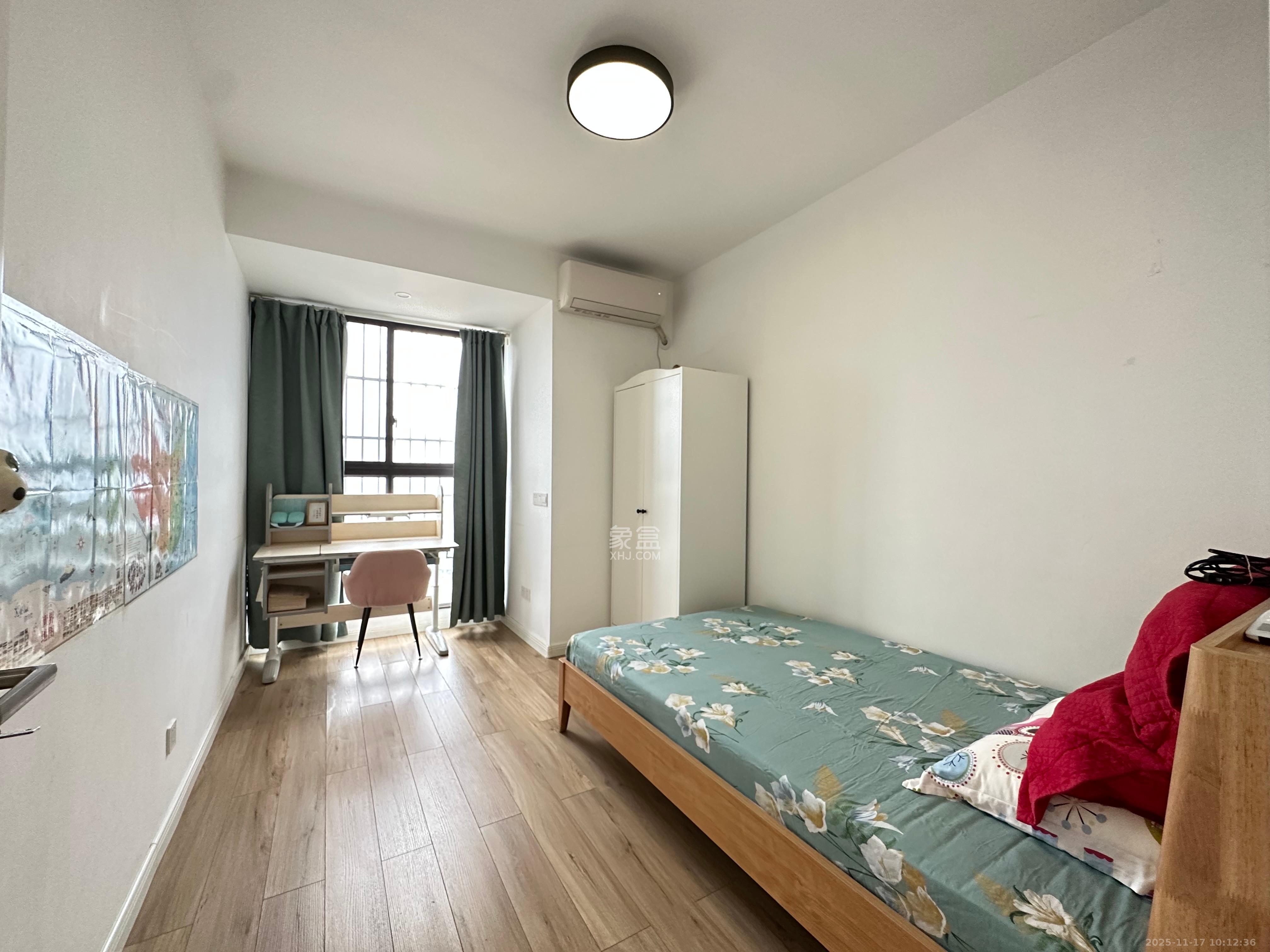 保利麓谷林语E区  3室2厅1卫    2300.0元/月室内图