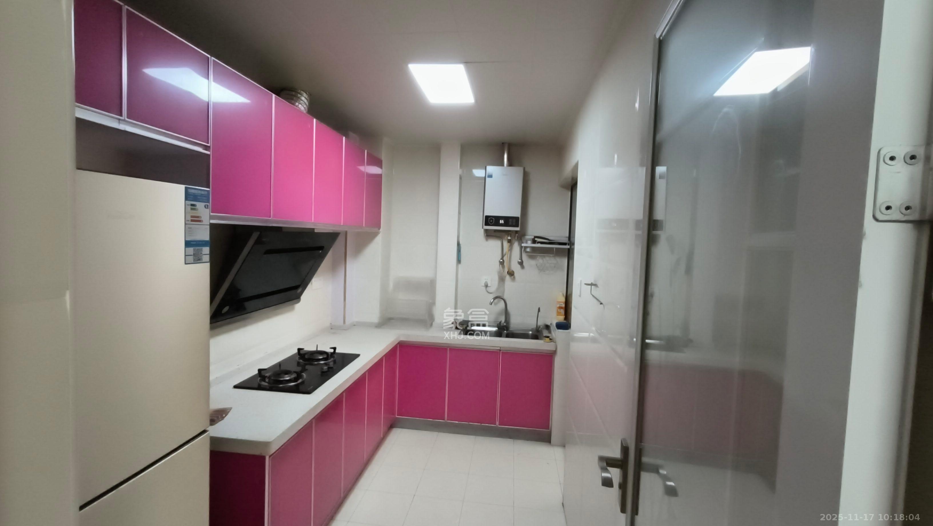 德润小区(丰升德润小区) 2室2厅1卫 2300.0元/月 德润小区(丰升德润小区) 2室2厅1卫 2300.0元/月室内图