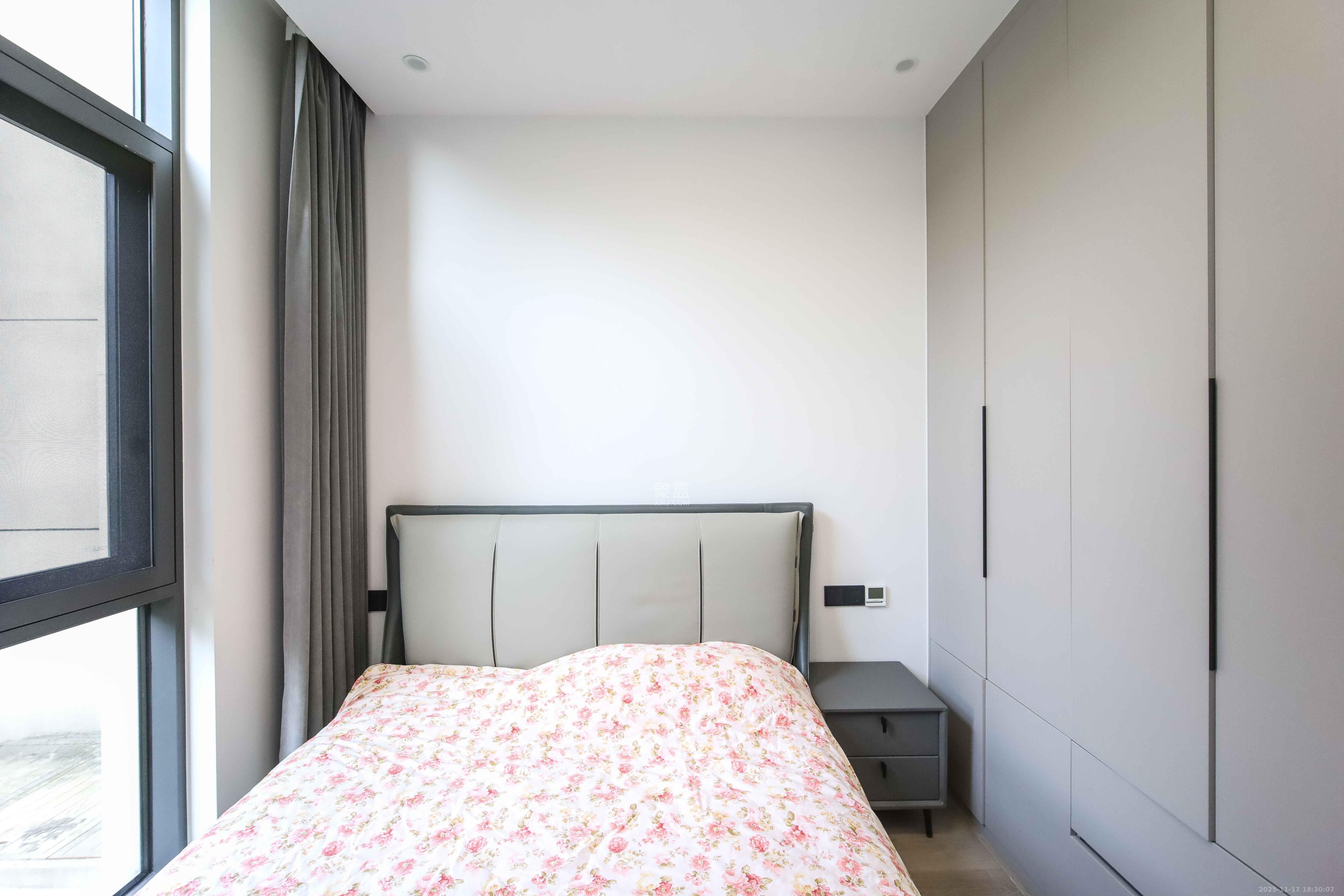 德奥悦东方  4室2厅2卫    158.0万卧室