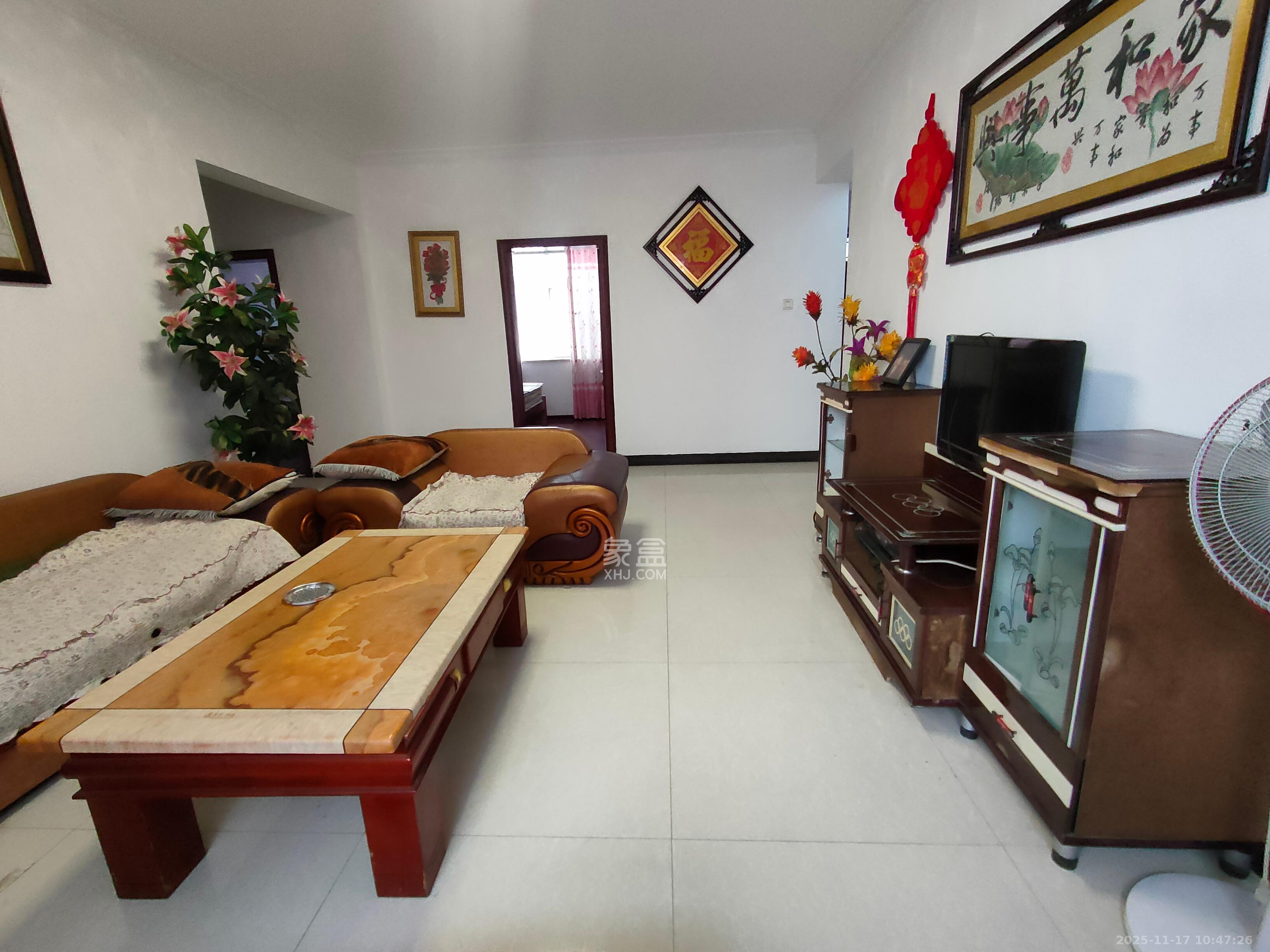 星城国际  3室2厅1卫    1600.0元/月室内图