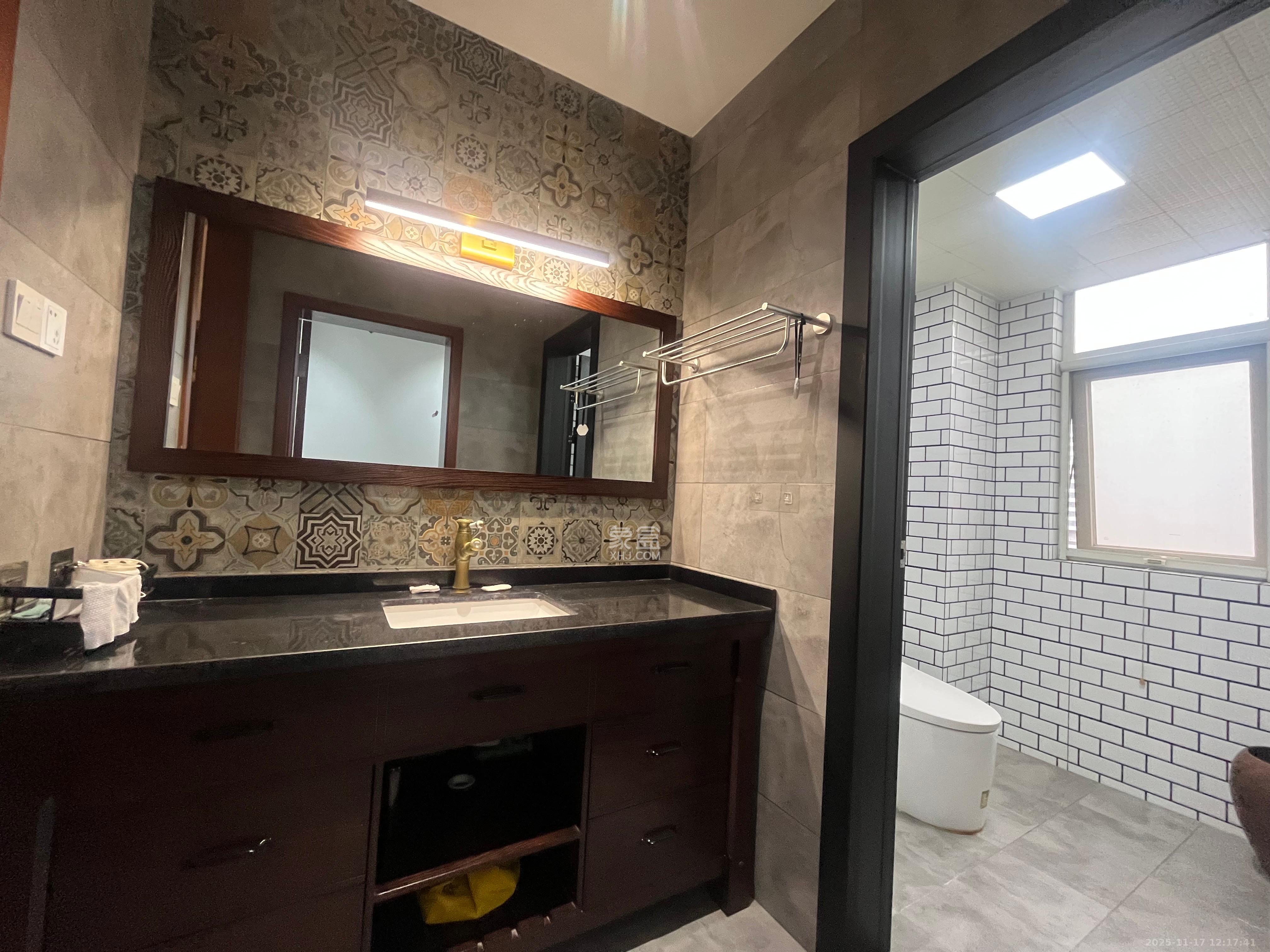 北辰三角洲E4区  4室2厅2卫    3800.0元/月室内图