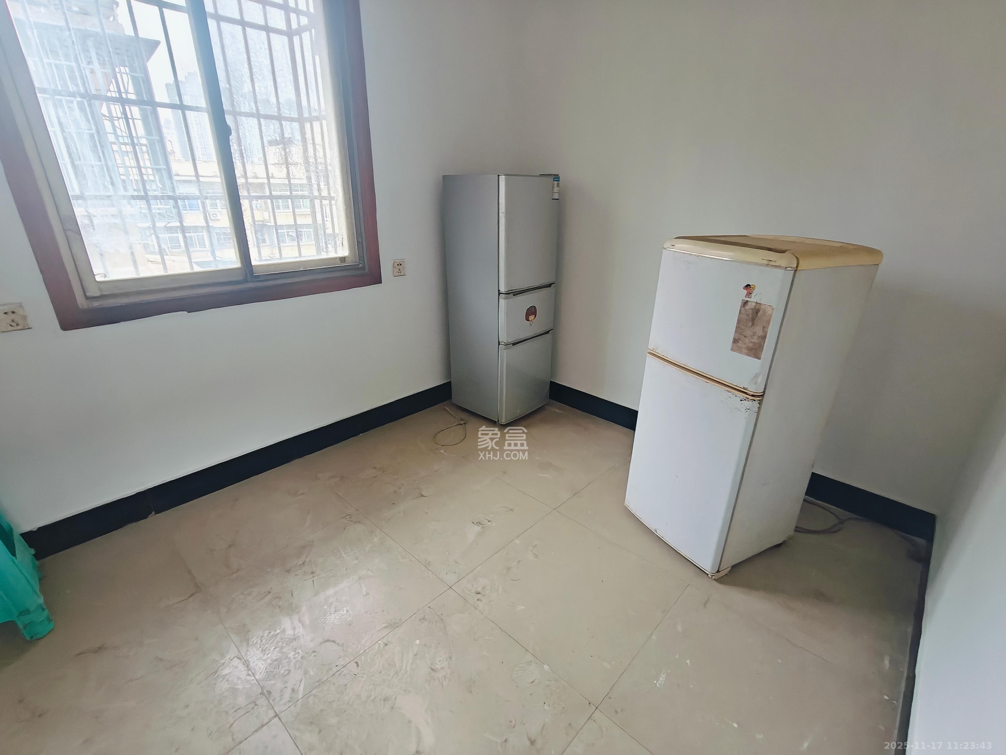 冯家湾  2室2厅1卫    1800.0元/月室内图