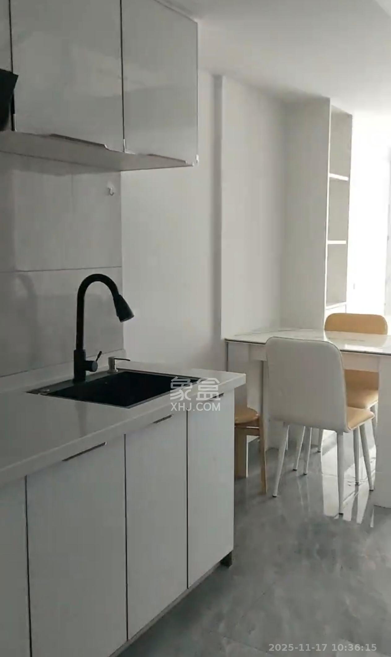 信诚湘江揽月(至善美景大厦) 2室2厅1卫 1600.0元/月 信诚湘江揽月(至善美景大厦) 2室2厅1卫 1600.0元/月室内图