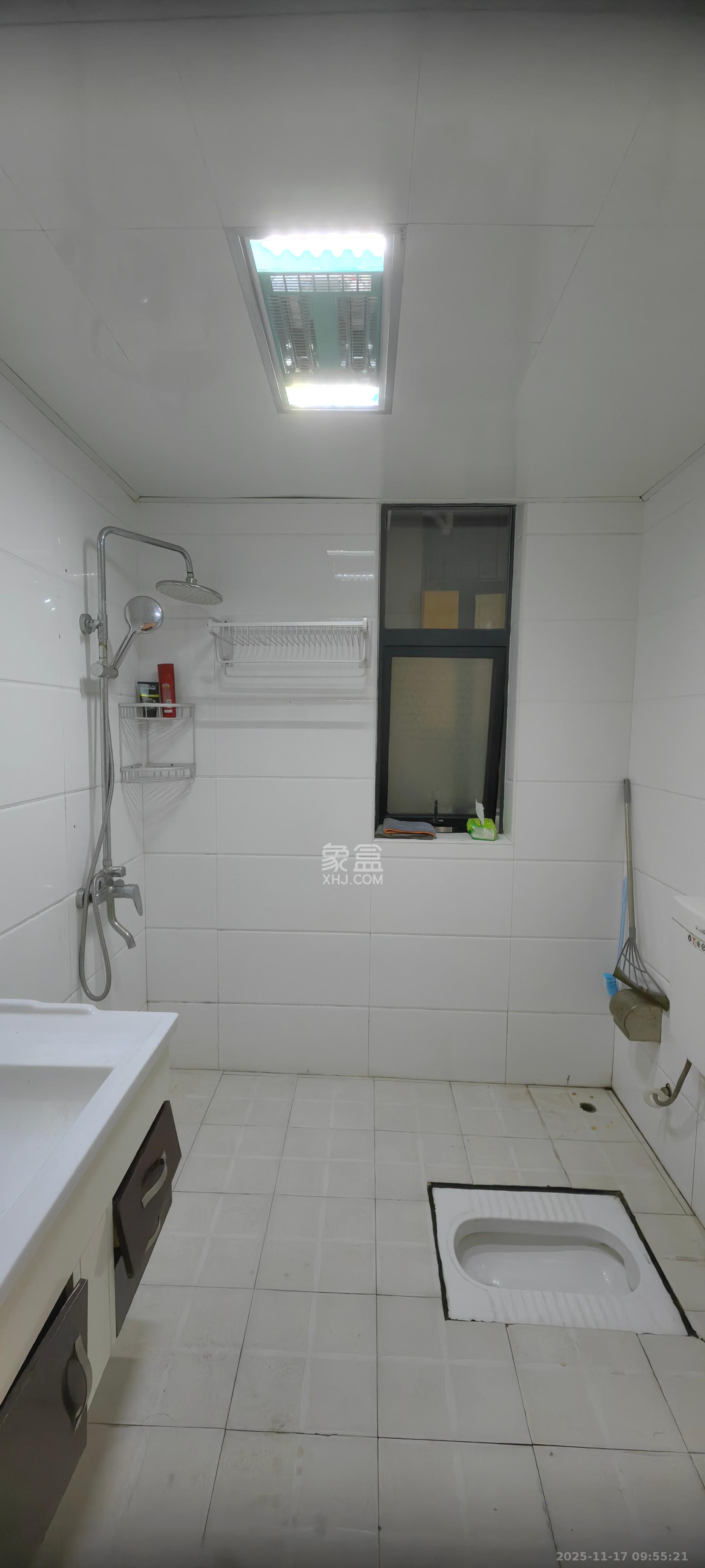 湘江世纪城融江苑 2室1厅2卫 1800.0元/月 湘江世纪城融江苑 2室1厅2卫 1800.0元/月室内图