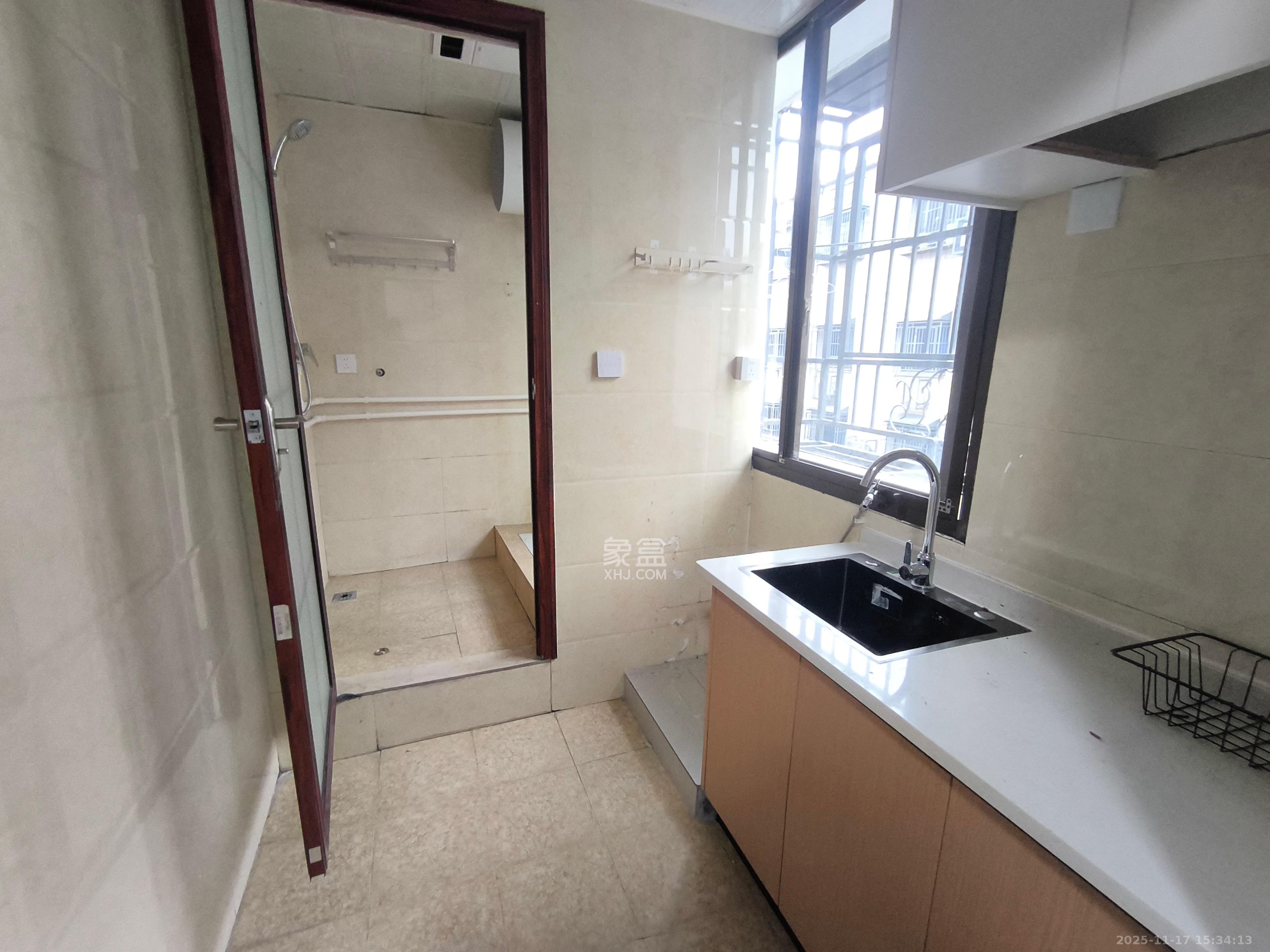 星沙二区 2室2厅1卫 1000.0元/月 星沙二区 2室2厅1卫 1000.0元/月室内图