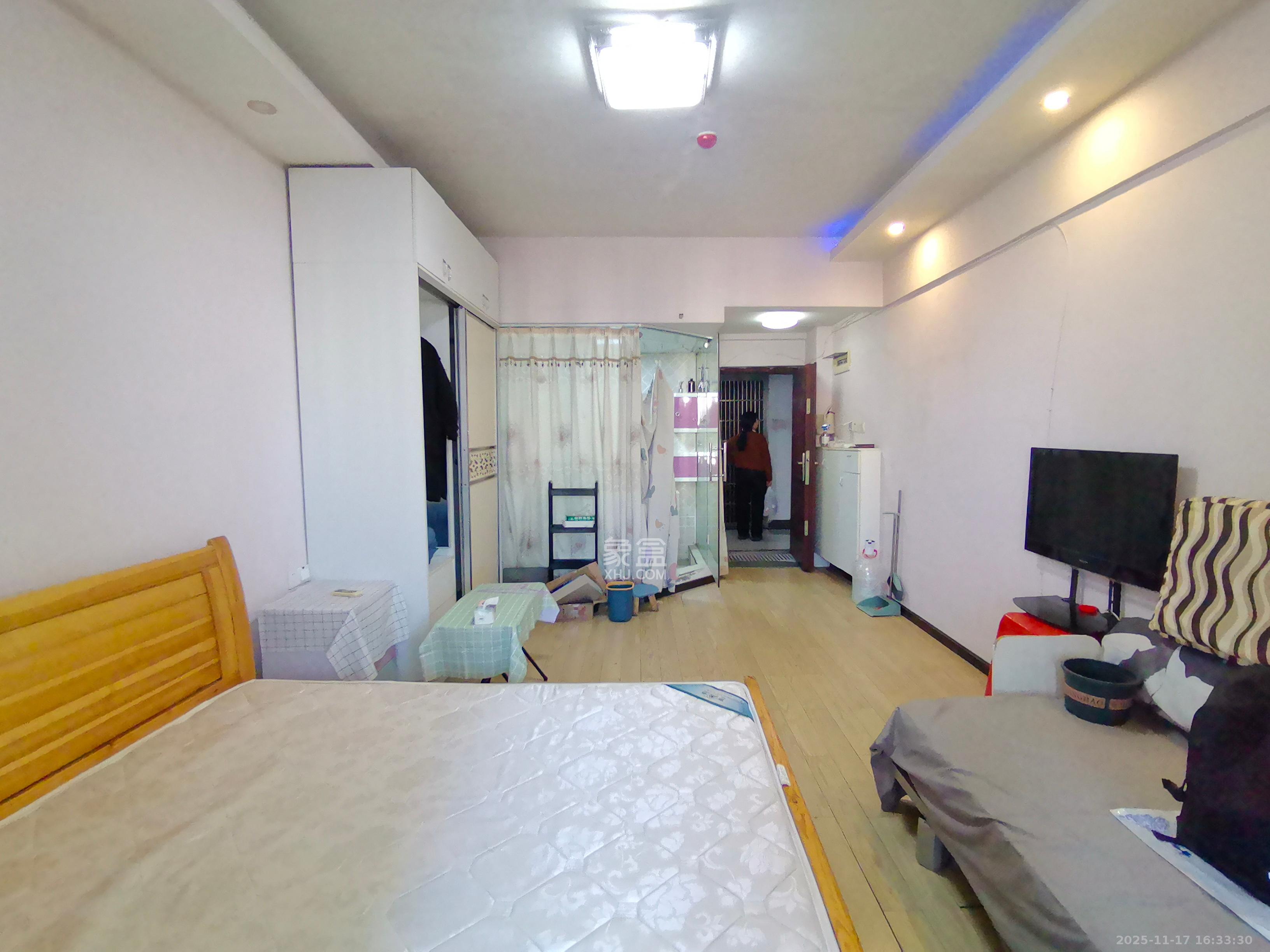 建鑫二期  1室1厅1卫    800.0元/月室内图