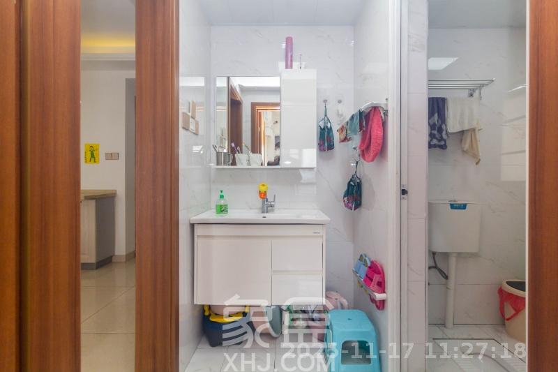 中交中央公园D4区 3室2厅2卫 2800.0元/月 中交中央公园D4区 3室2厅2卫 2800.0元/月室内图